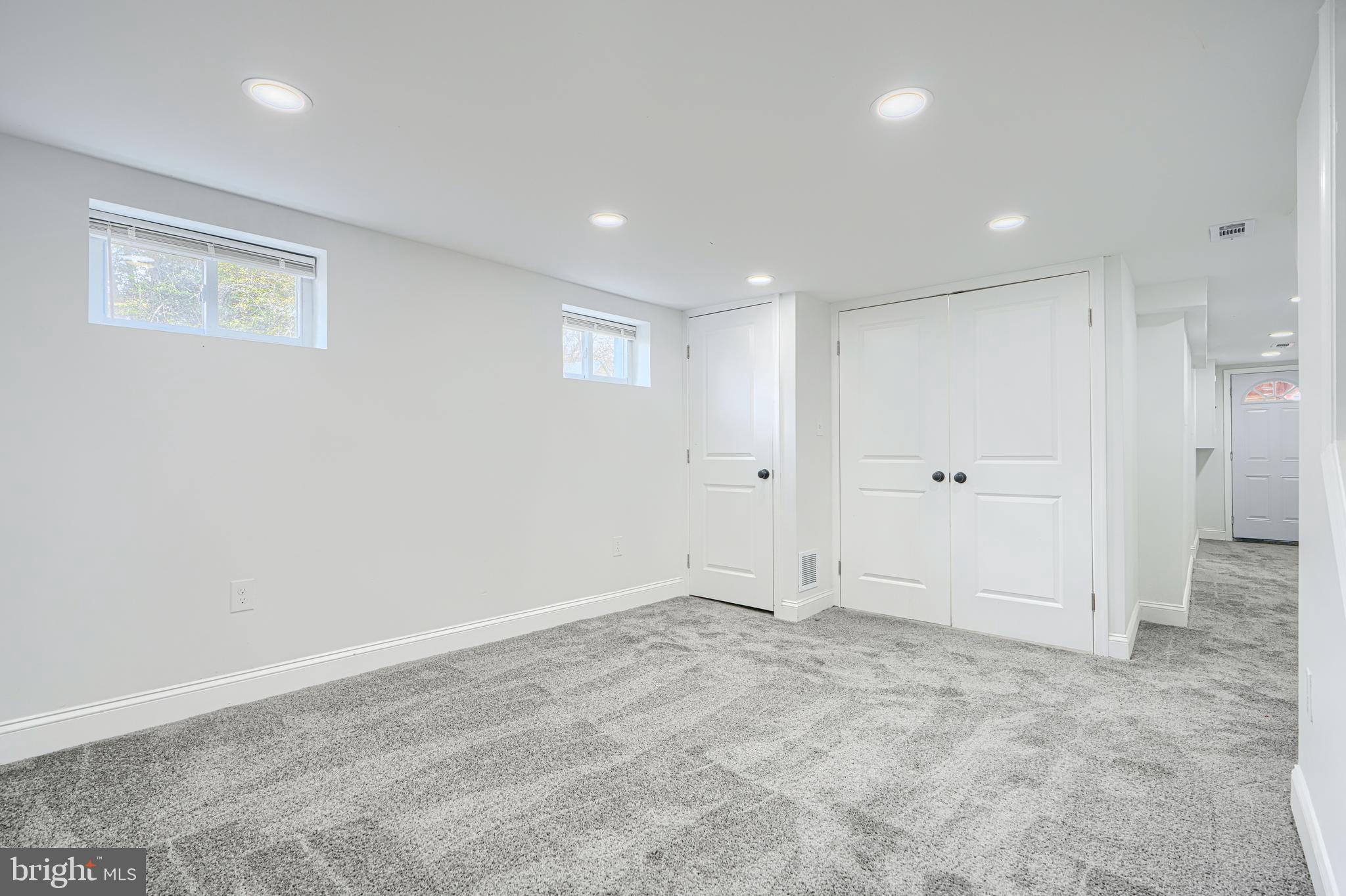 HAMILTON - Residential