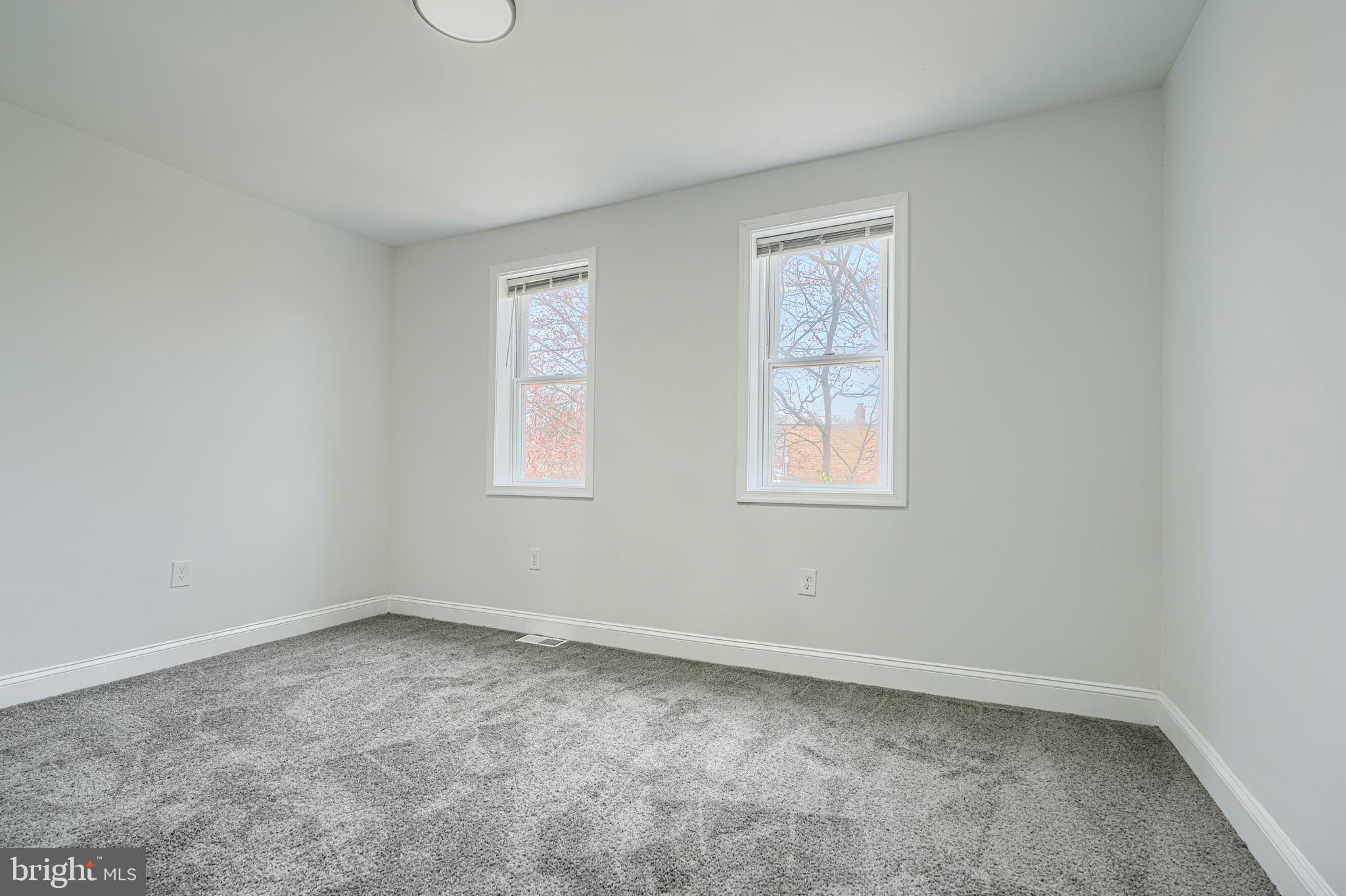 HAMILTON - Residential