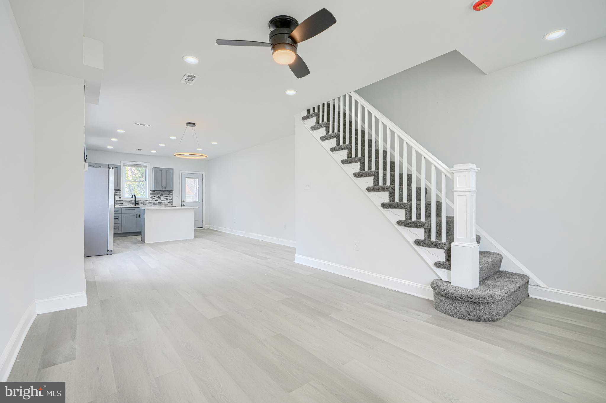 HAMILTON - Residential