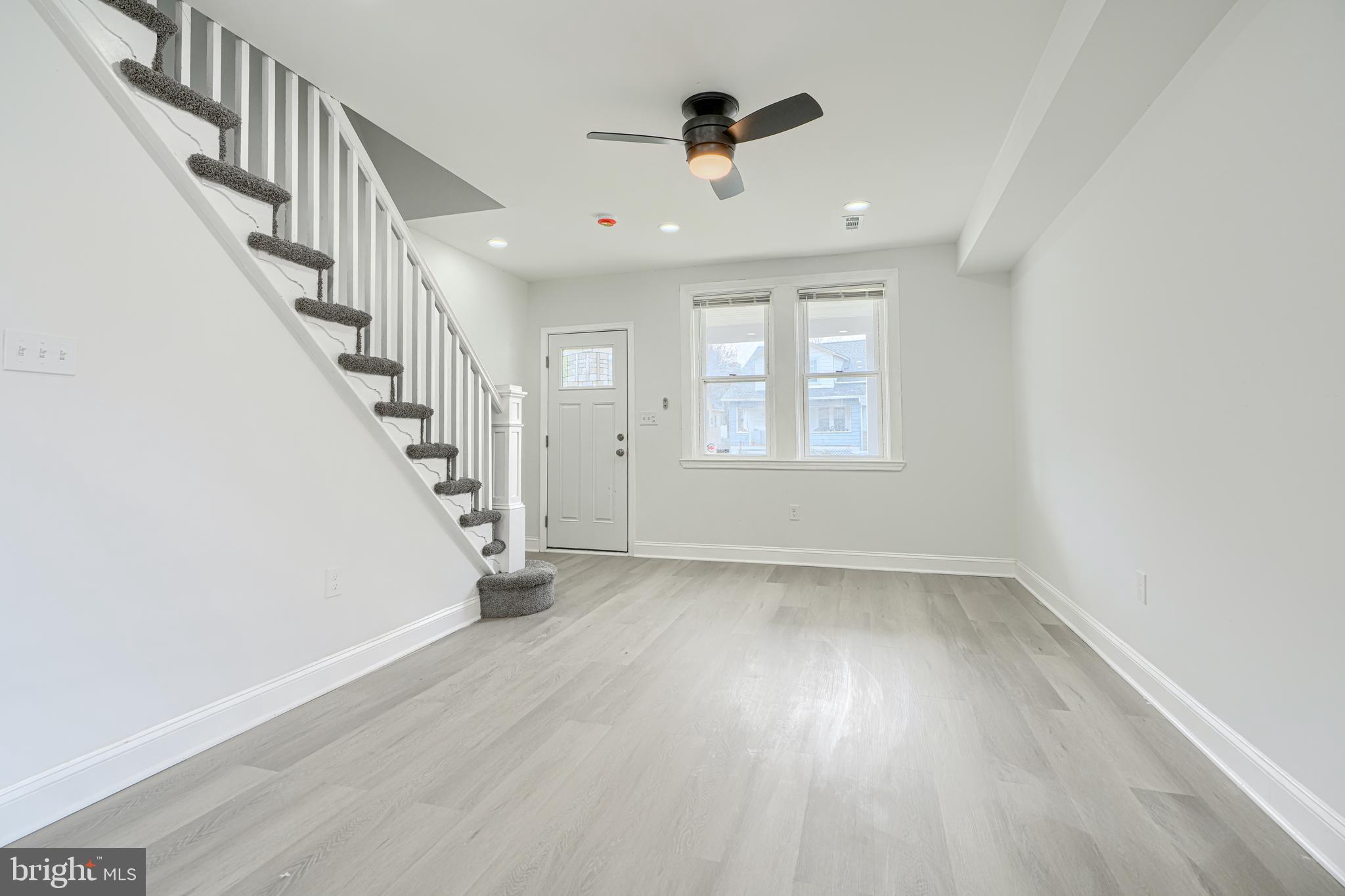 HAMILTON - Residential