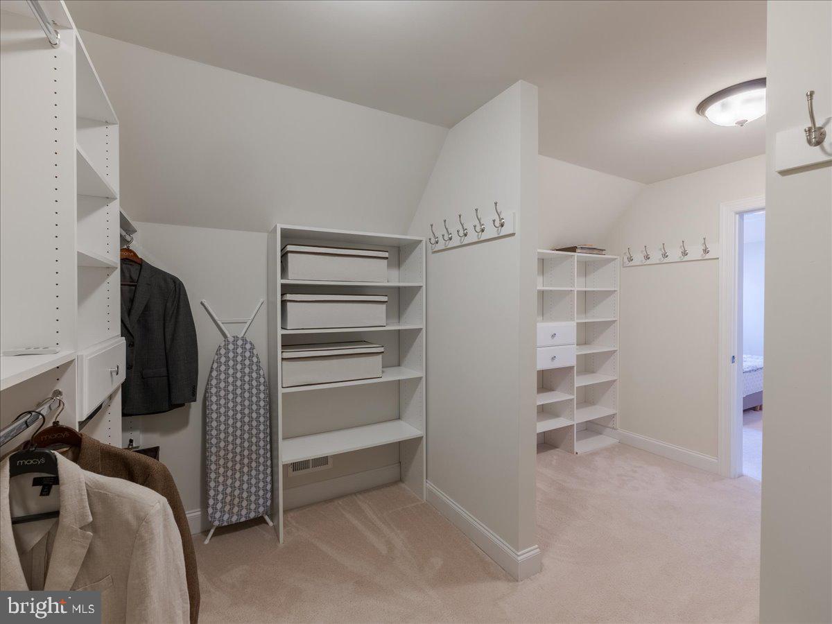 BRIGHT GLADE FARMS - Residential