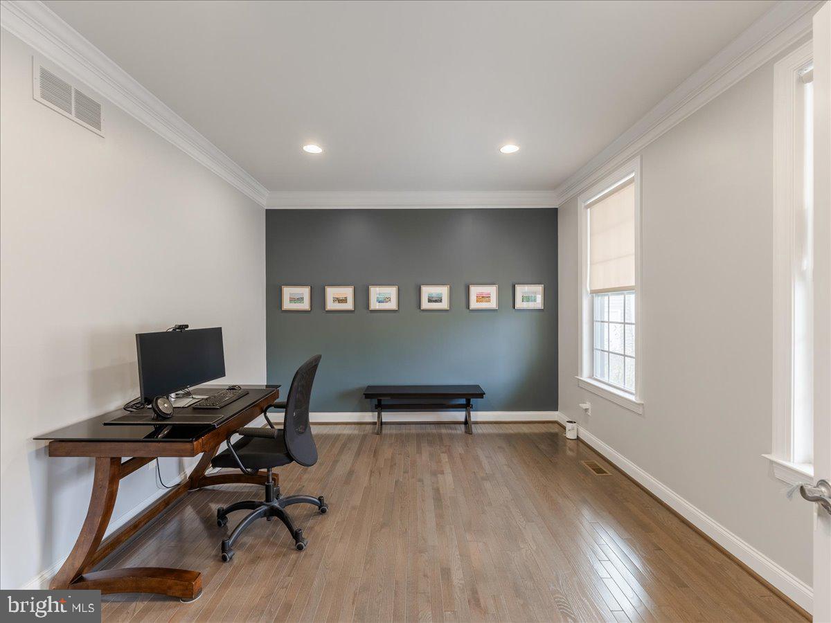 BRIGHT GLADE FARMS - Residential