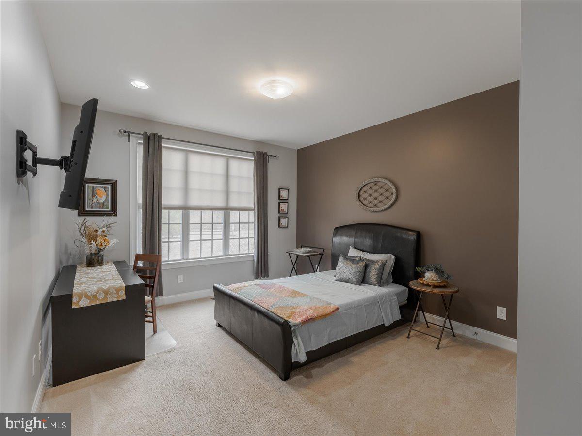BRIGHT GLADE FARMS - Residential