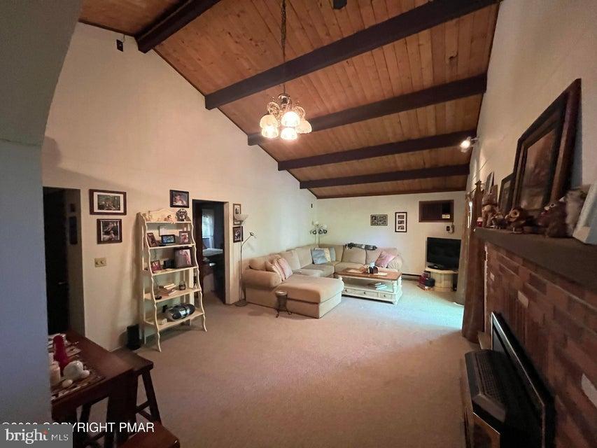 SAW CREEK ESTATES - Residential