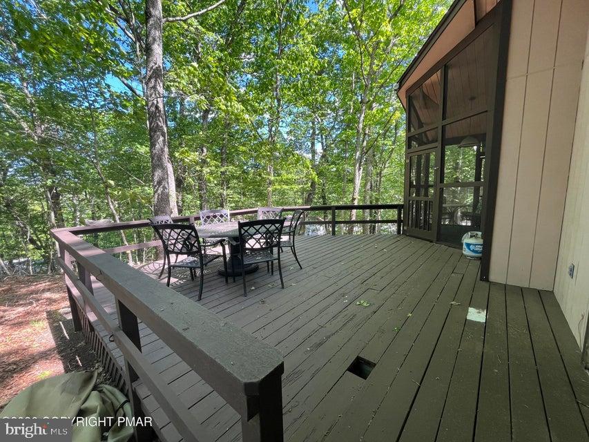SAW CREEK ESTATES - Residential