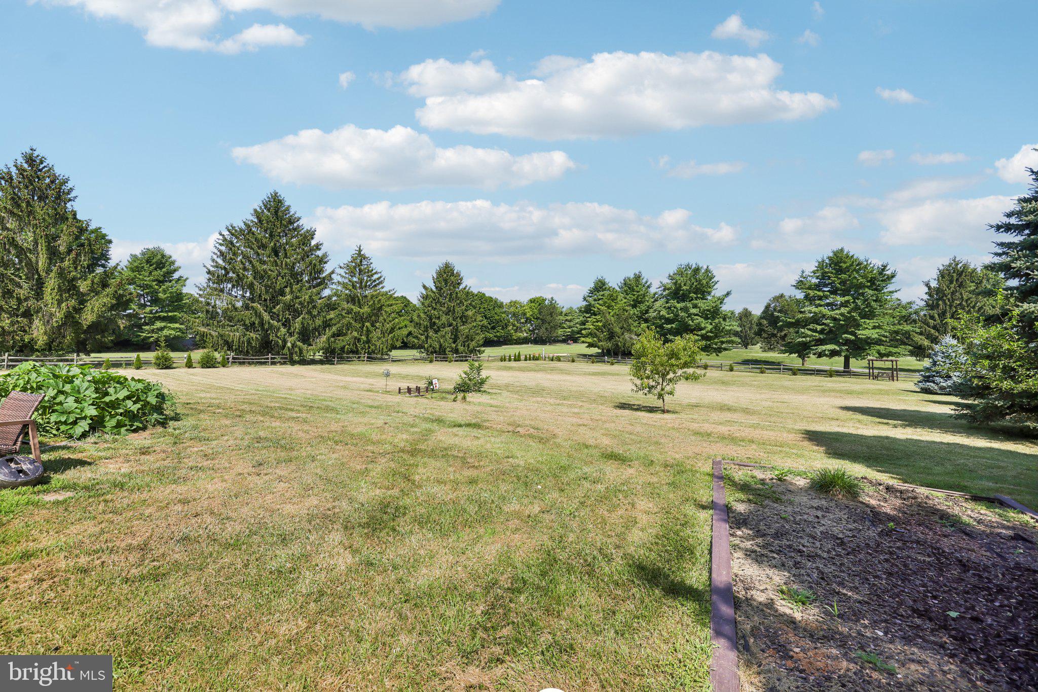 OAKMONT GREEN - Residential