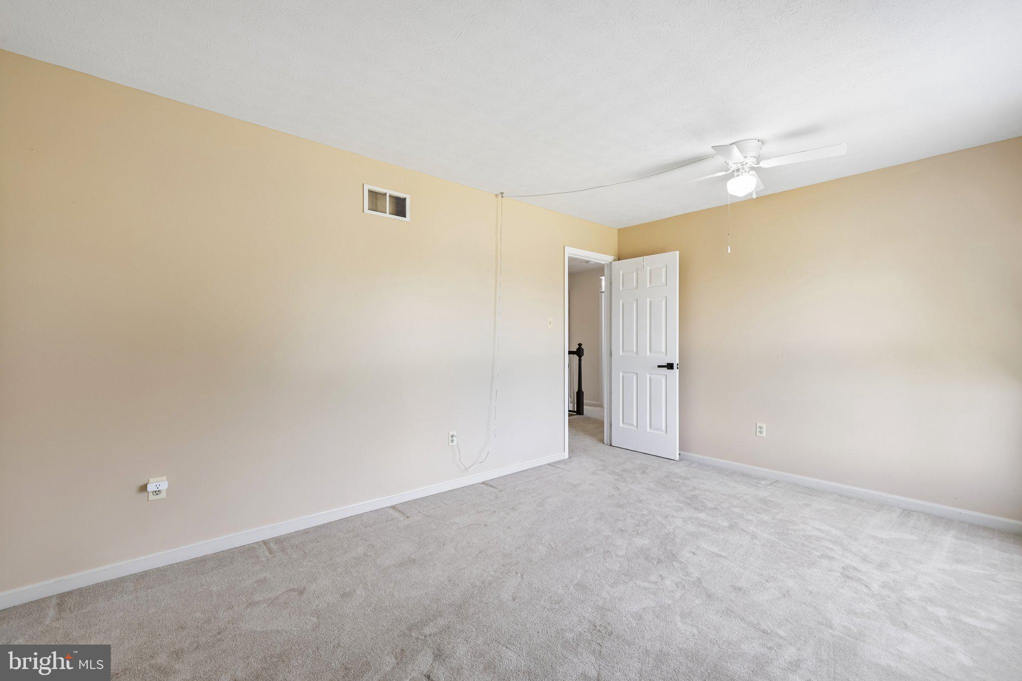 OAKMONT GREEN - Residential