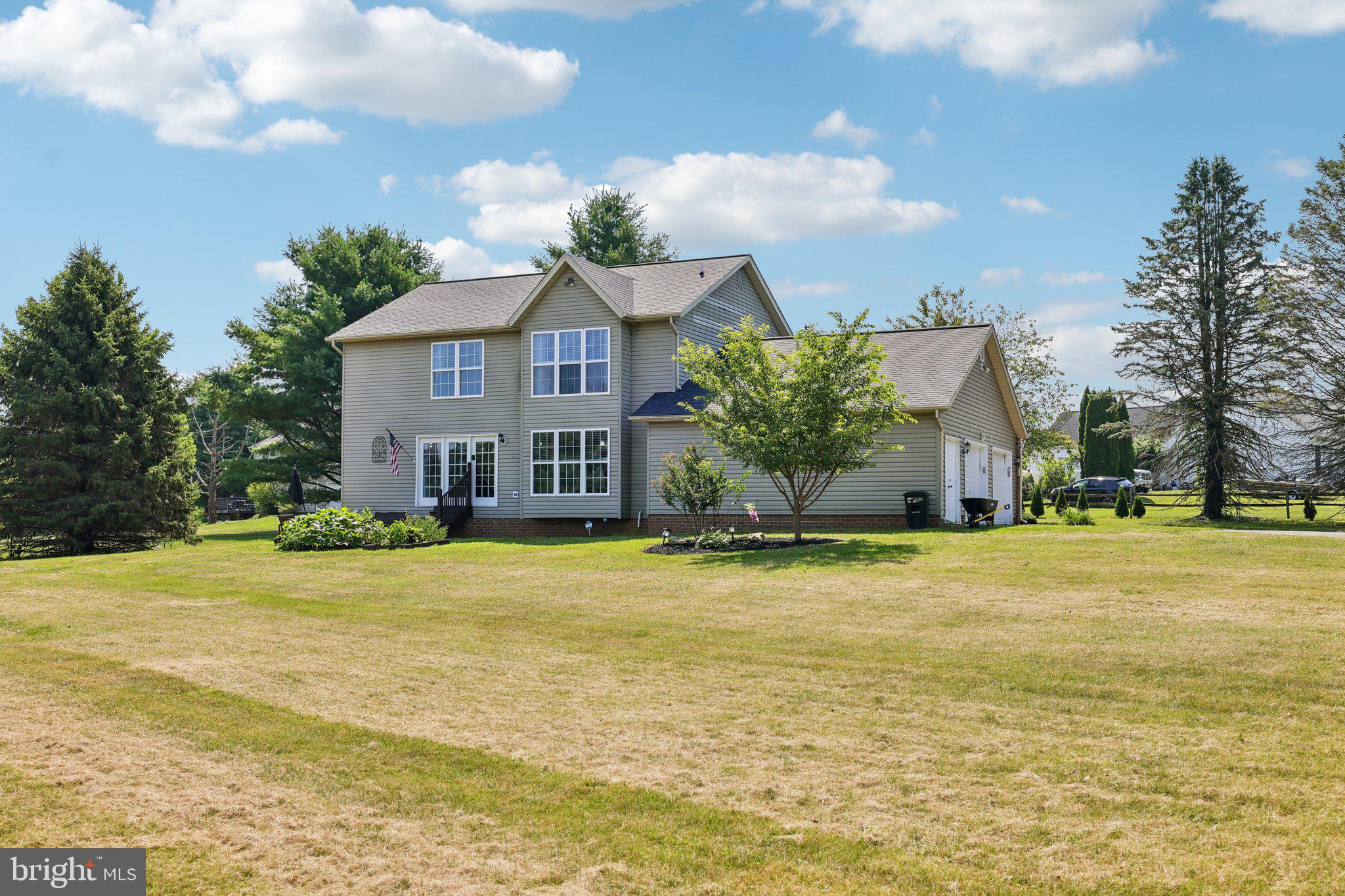 OAKMONT GREEN - Residential