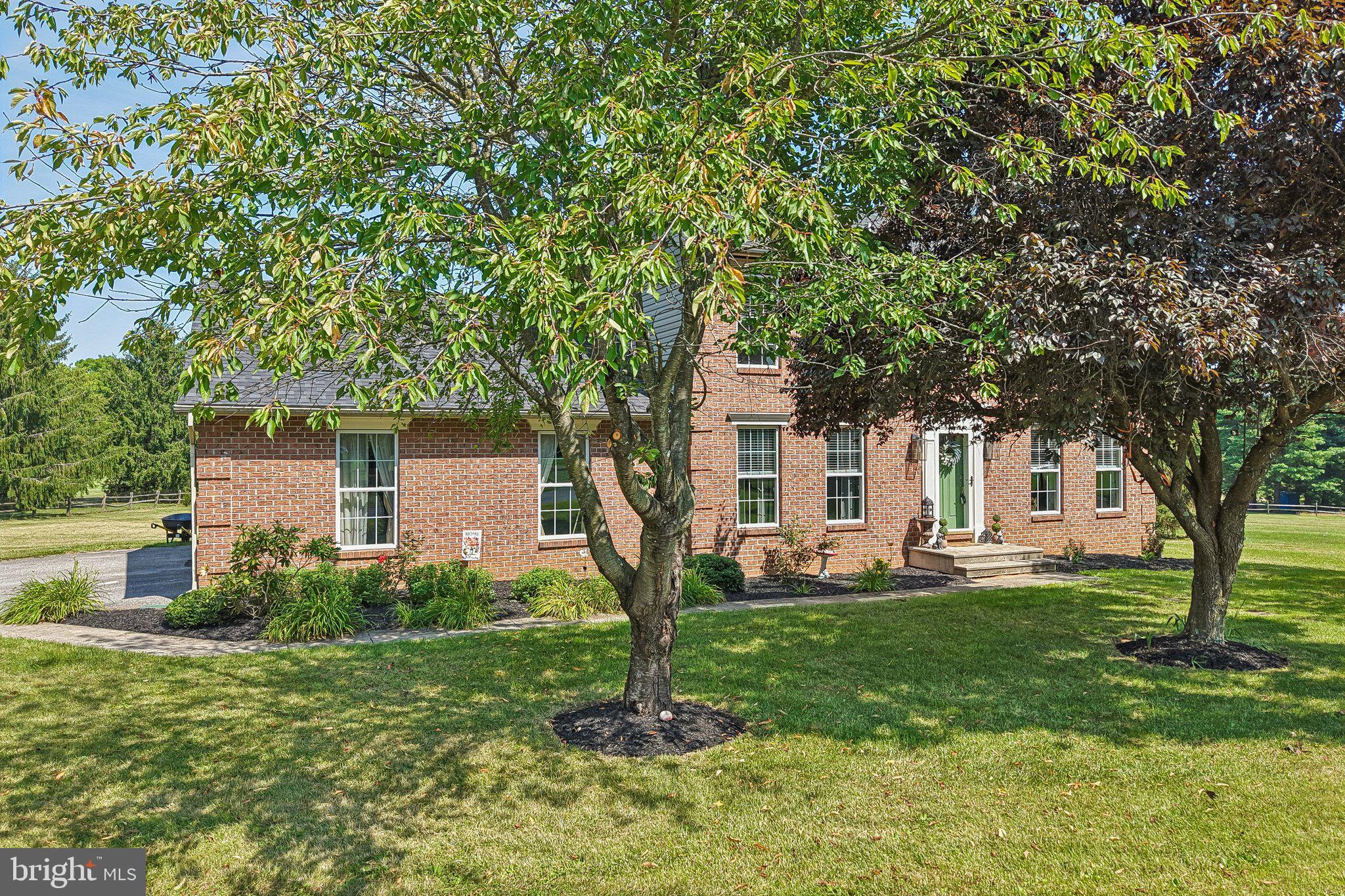 OAKMONT GREEN - Residential