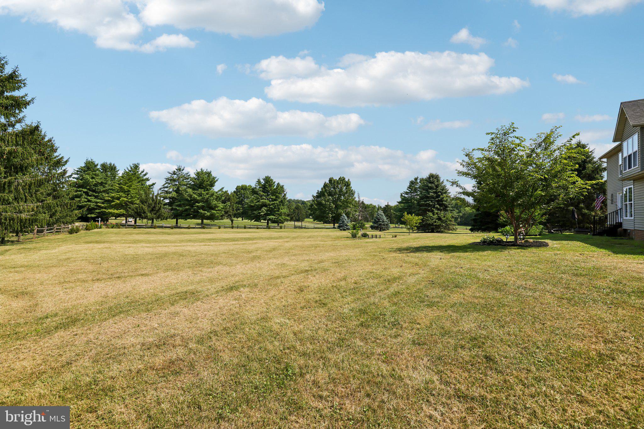OAKMONT GREEN - Residential