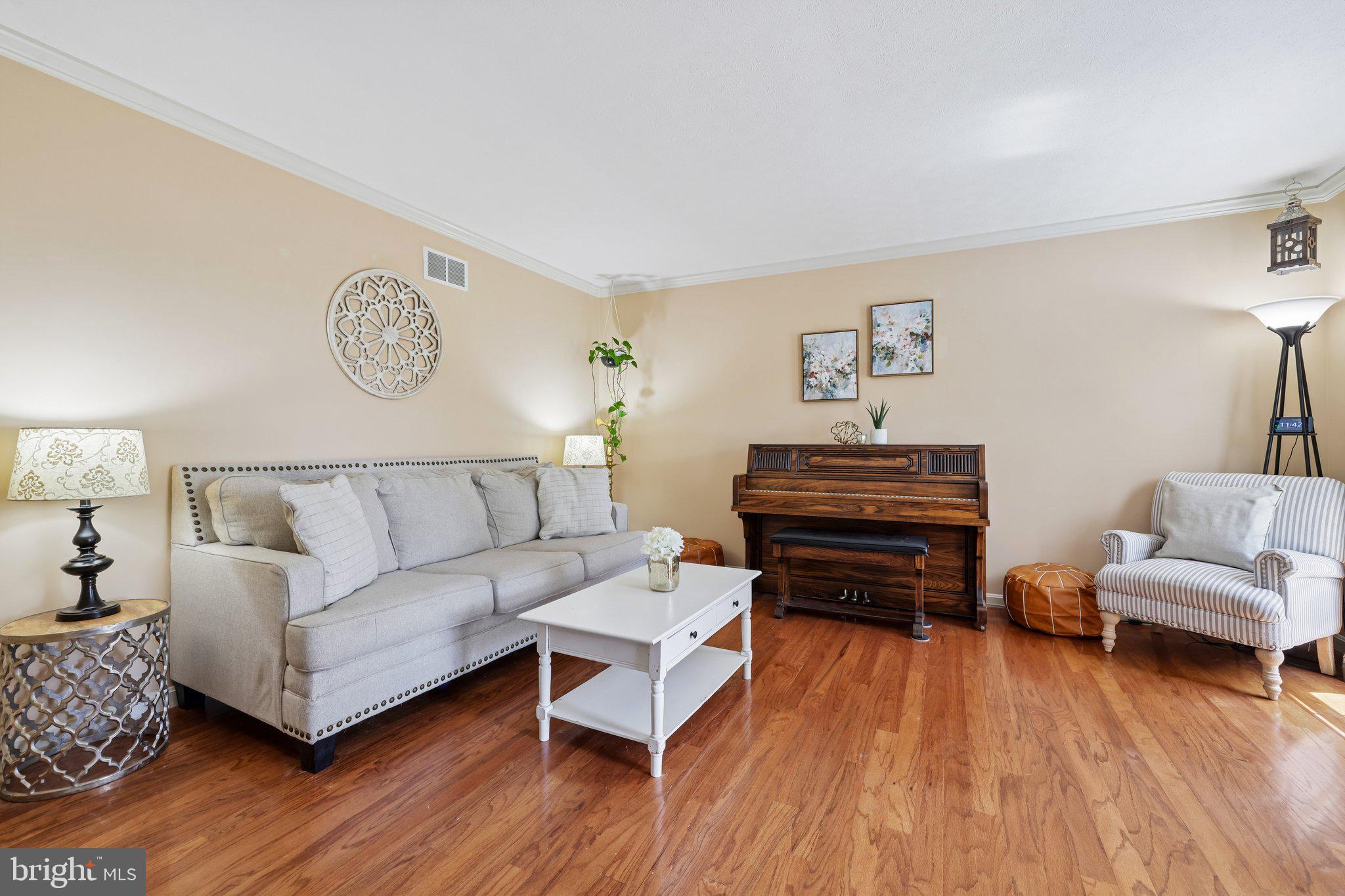 OAKMONT GREEN - Residential