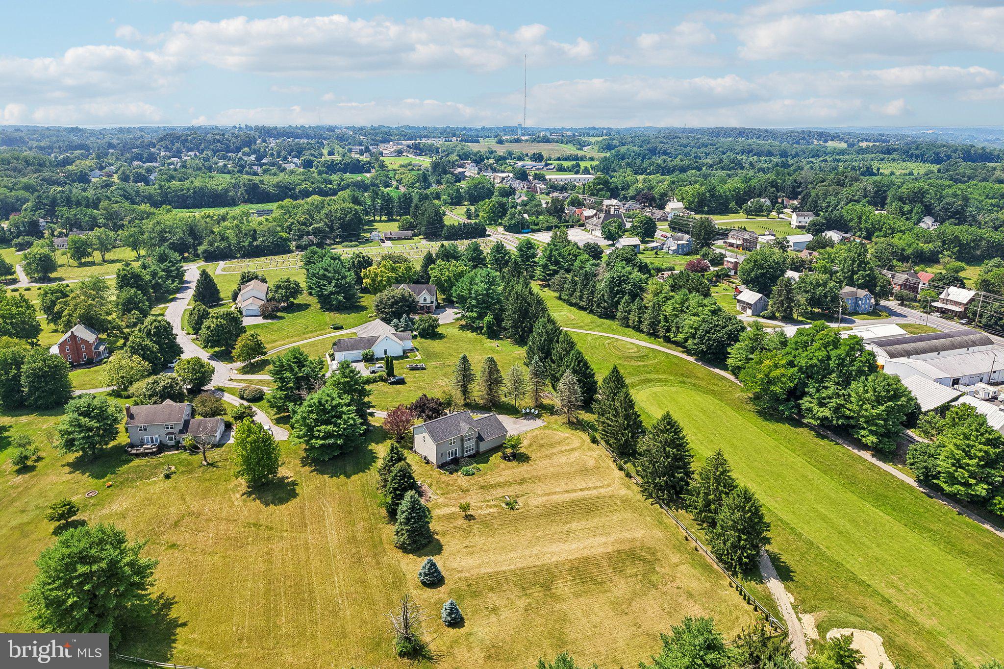 OAKMONT GREEN - Residential