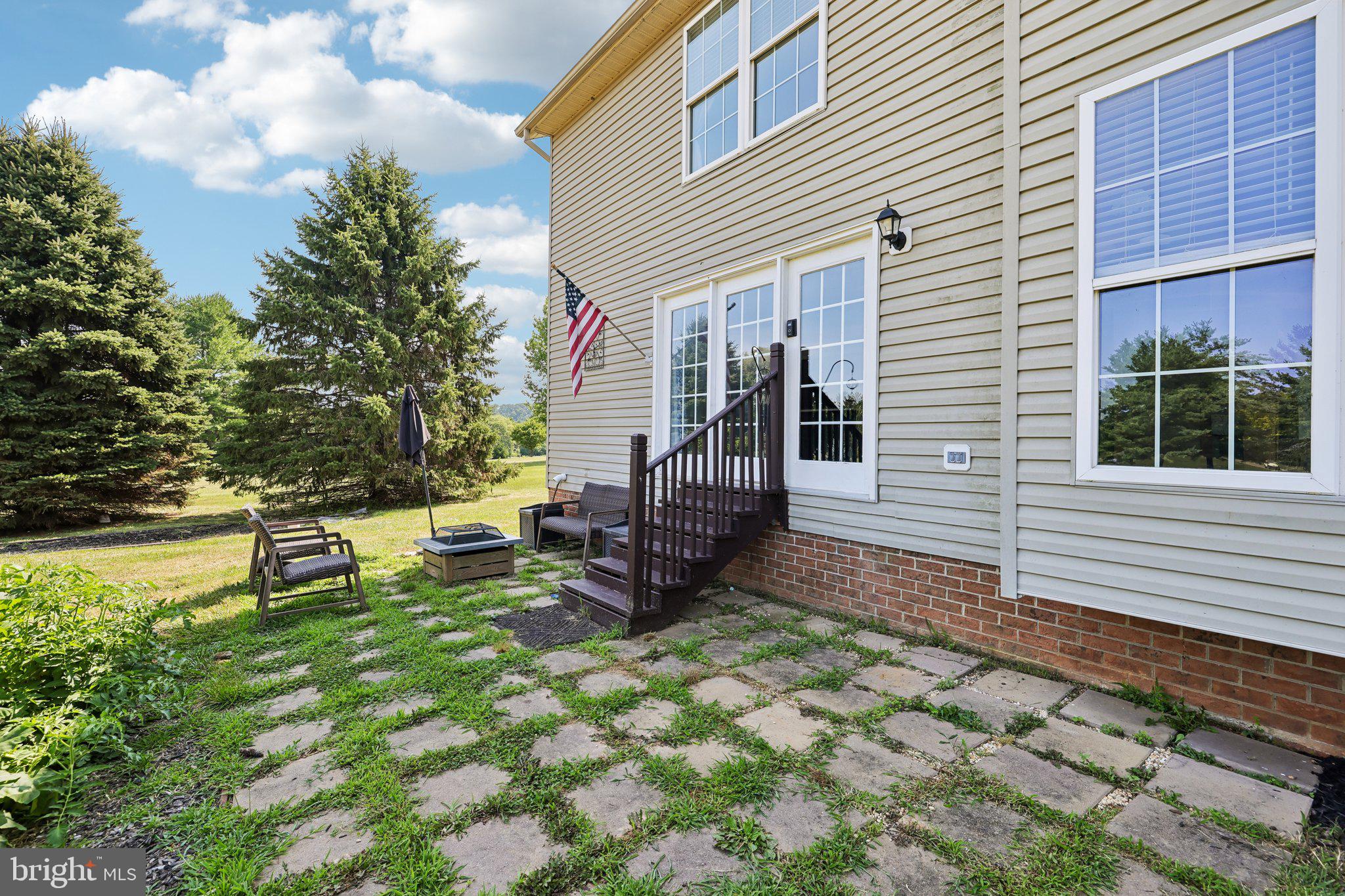 OAKMONT GREEN - Residential