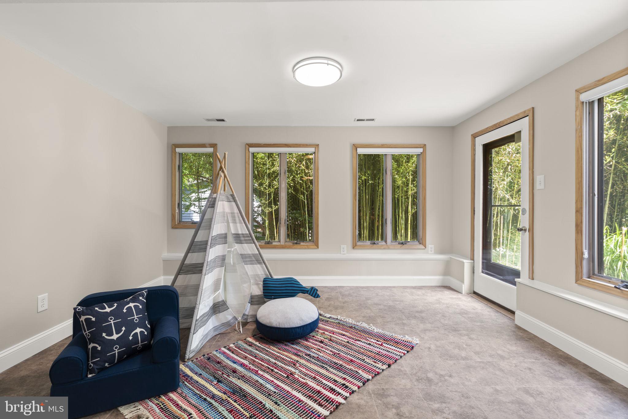 PINES ON THE SEVERN - Residential