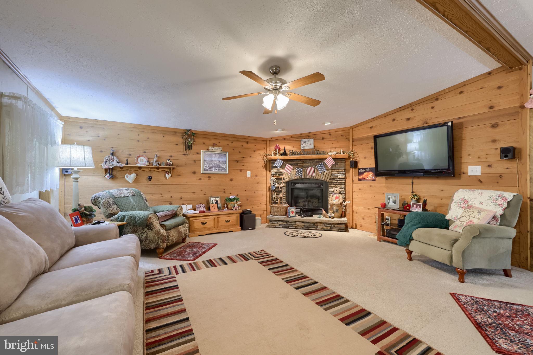 TALL OAK ESTATES - Residential