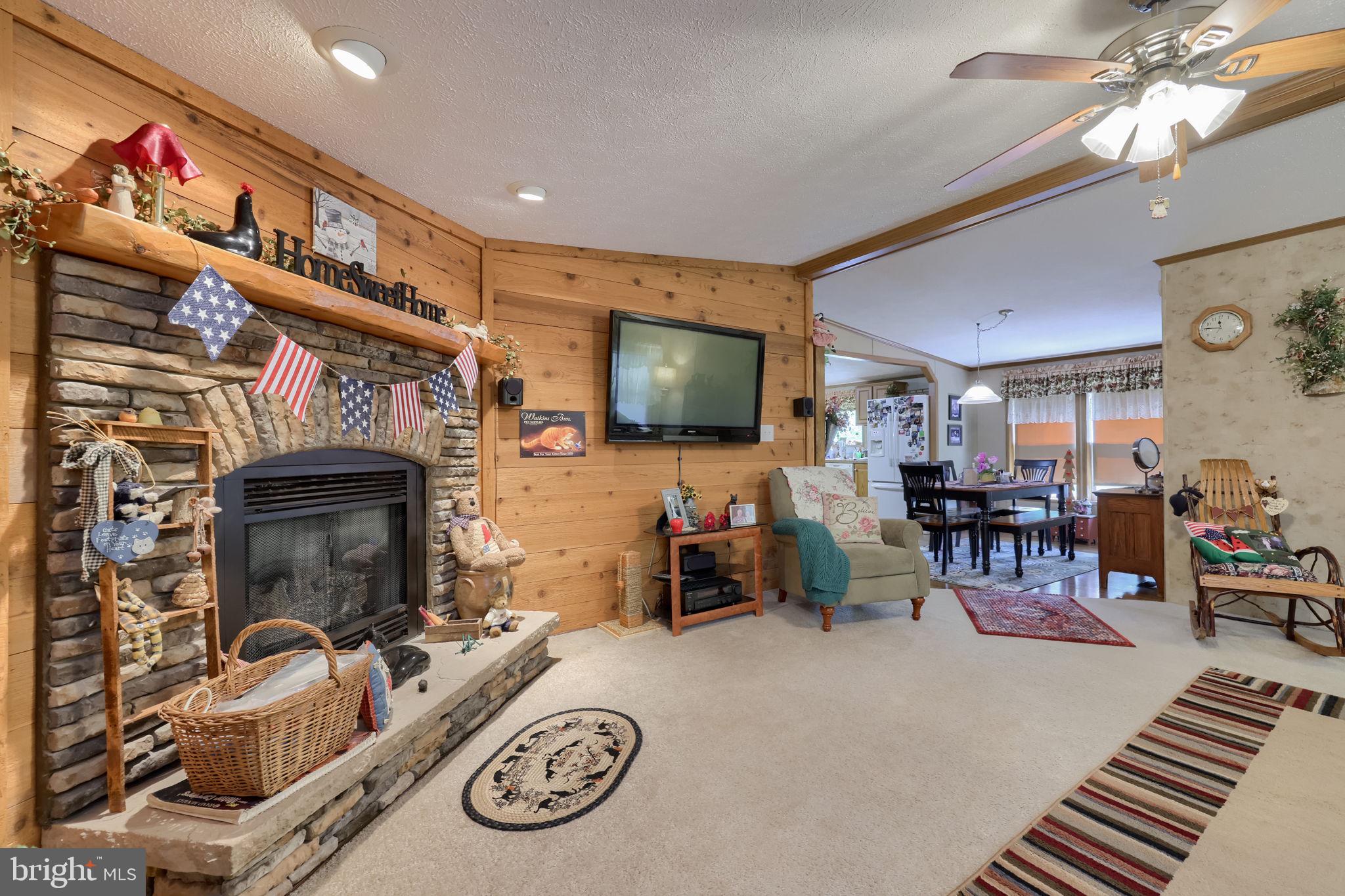 TALL OAK ESTATES - Residential