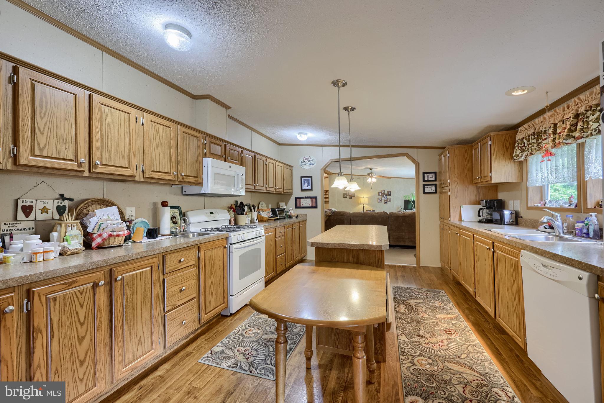 TALL OAK ESTATES - Residential