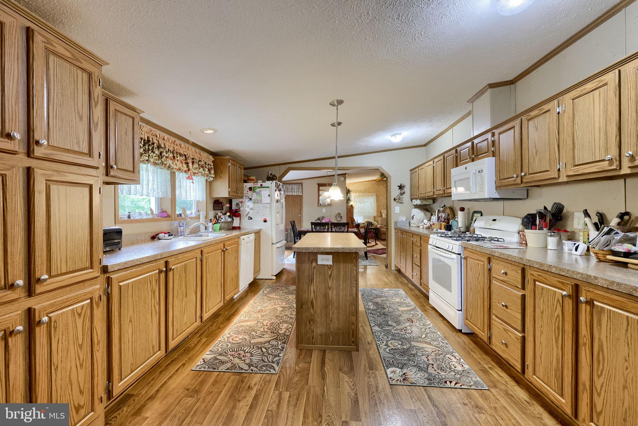 TALL OAK ESTATES - Residential