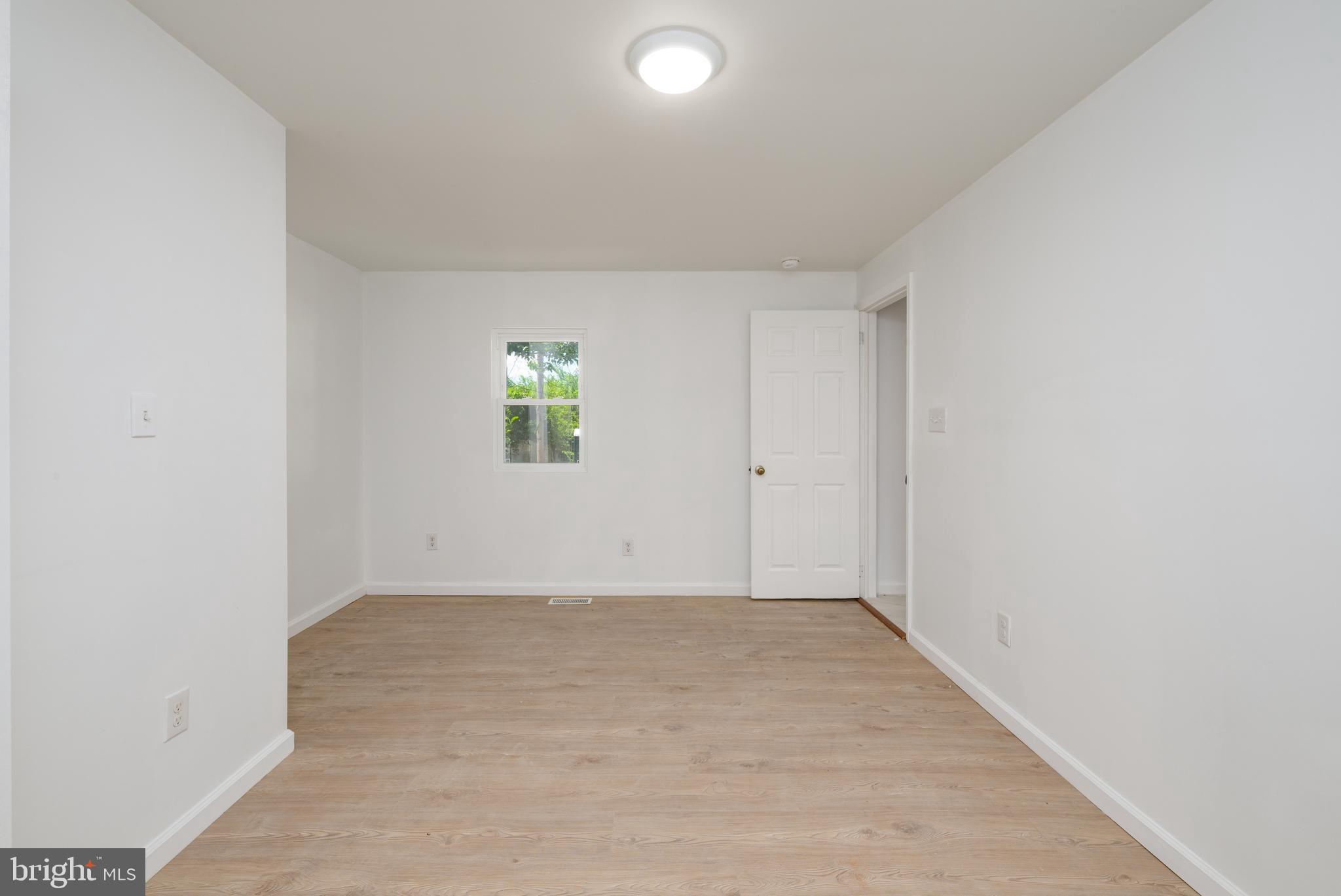 MILFORD - Residential