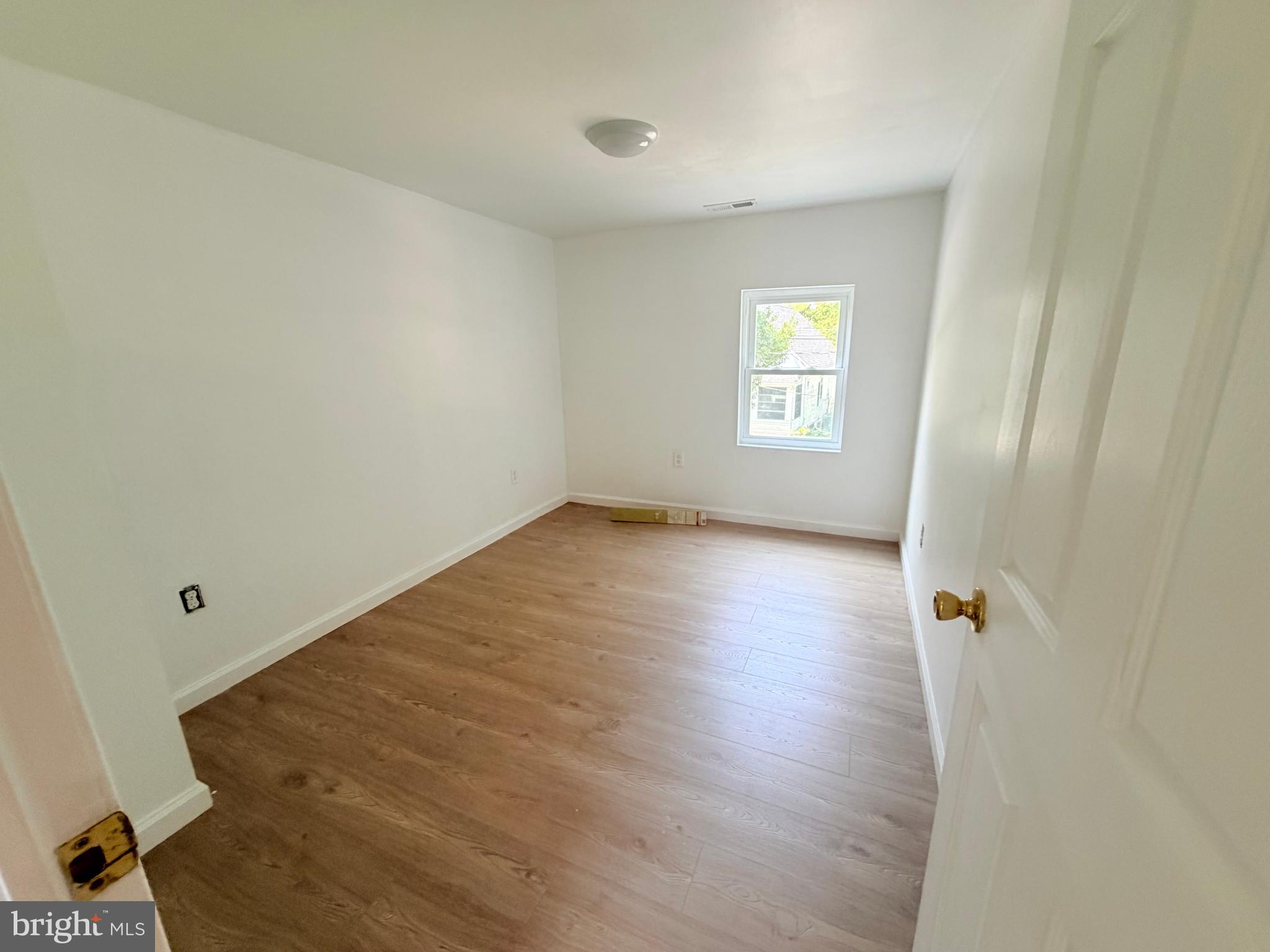 MILFORD - Residential