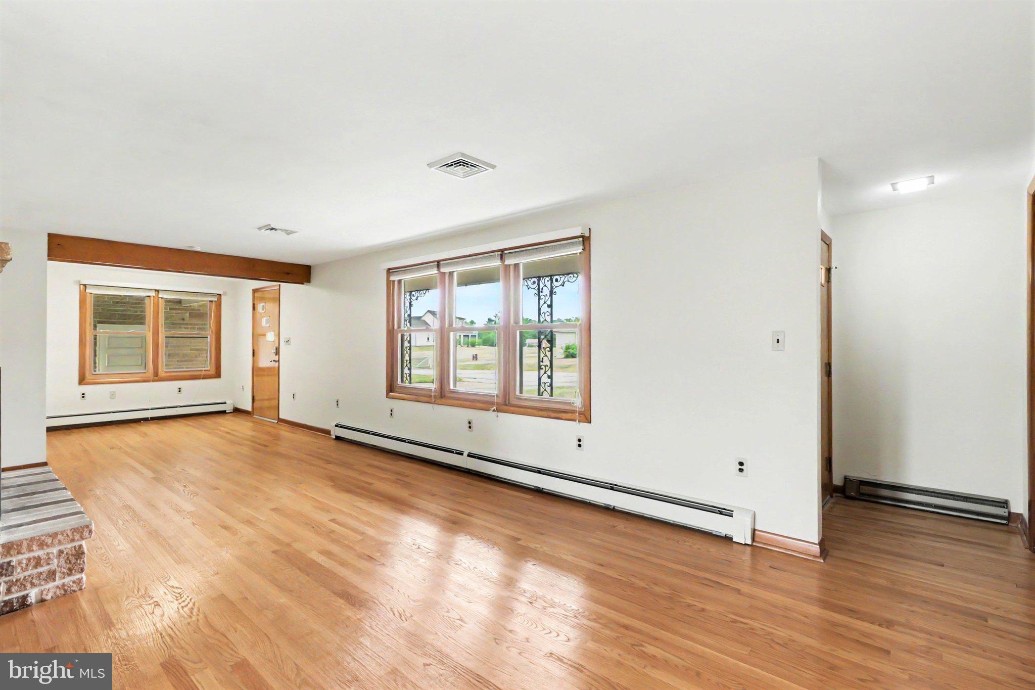 NORTH MIDDLETON TWP - Residential
