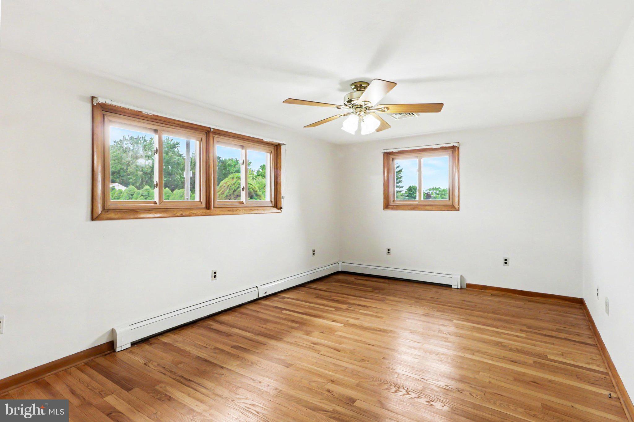 NORTH MIDDLETON TWP - Residential