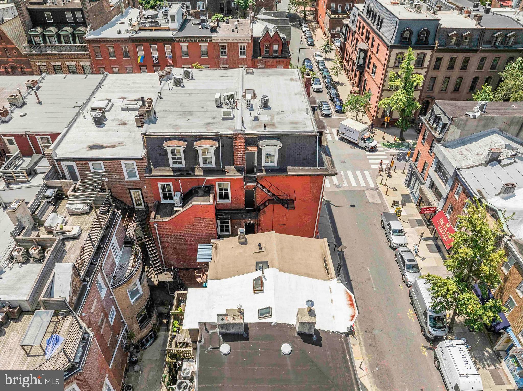 RITTENHOUSE SQUARE - Commercial Sale
