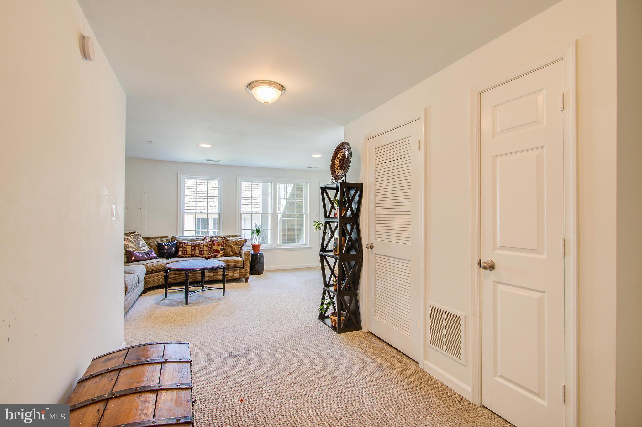 KENTLANDS HILL DISTRICT - Residential