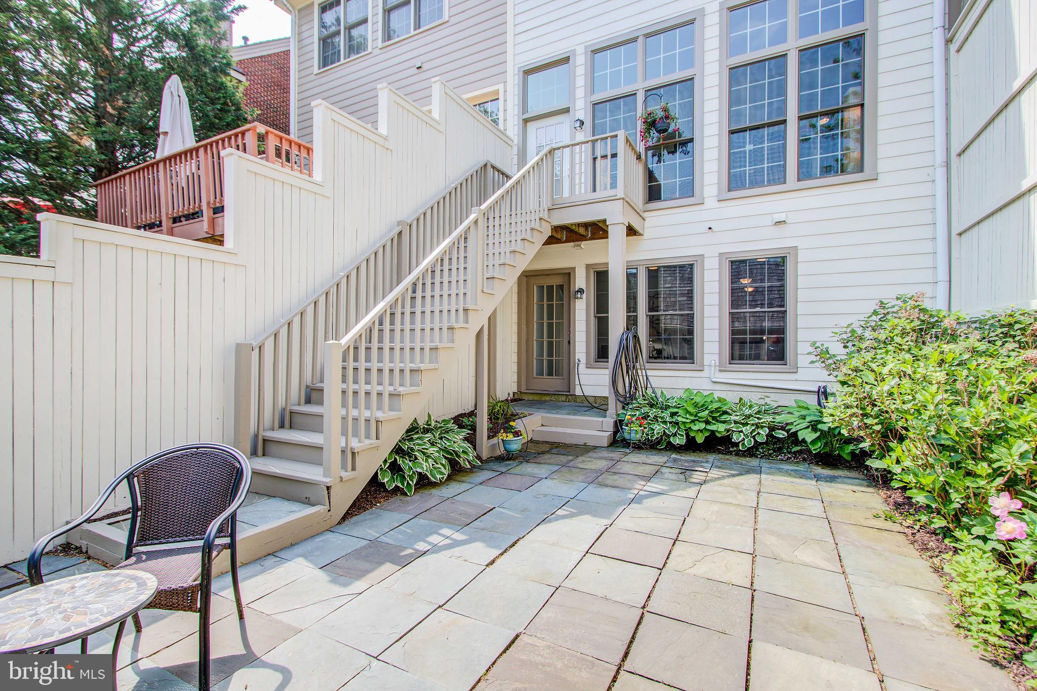 KENTLANDS HILL DISTRICT - Residential