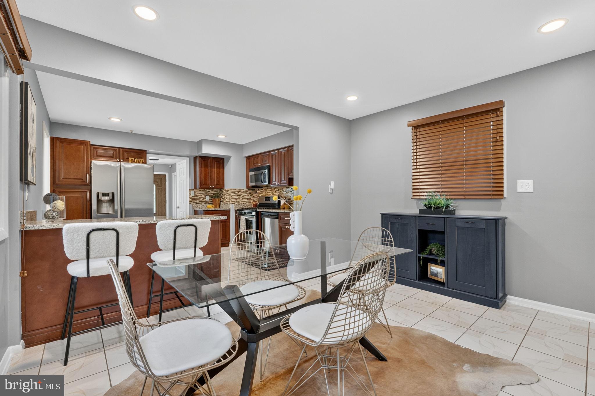 ROCK CREEK MANOR - Residential