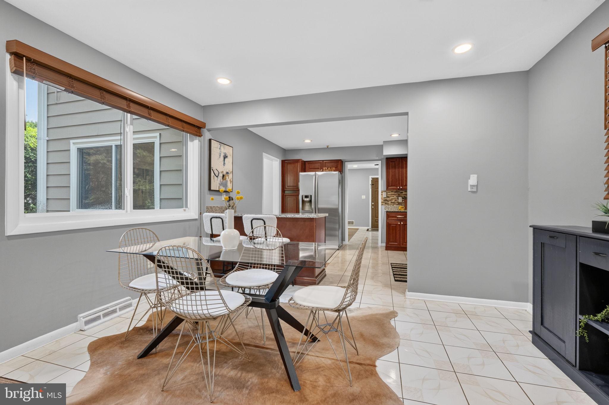 ROCK CREEK MANOR - Residential