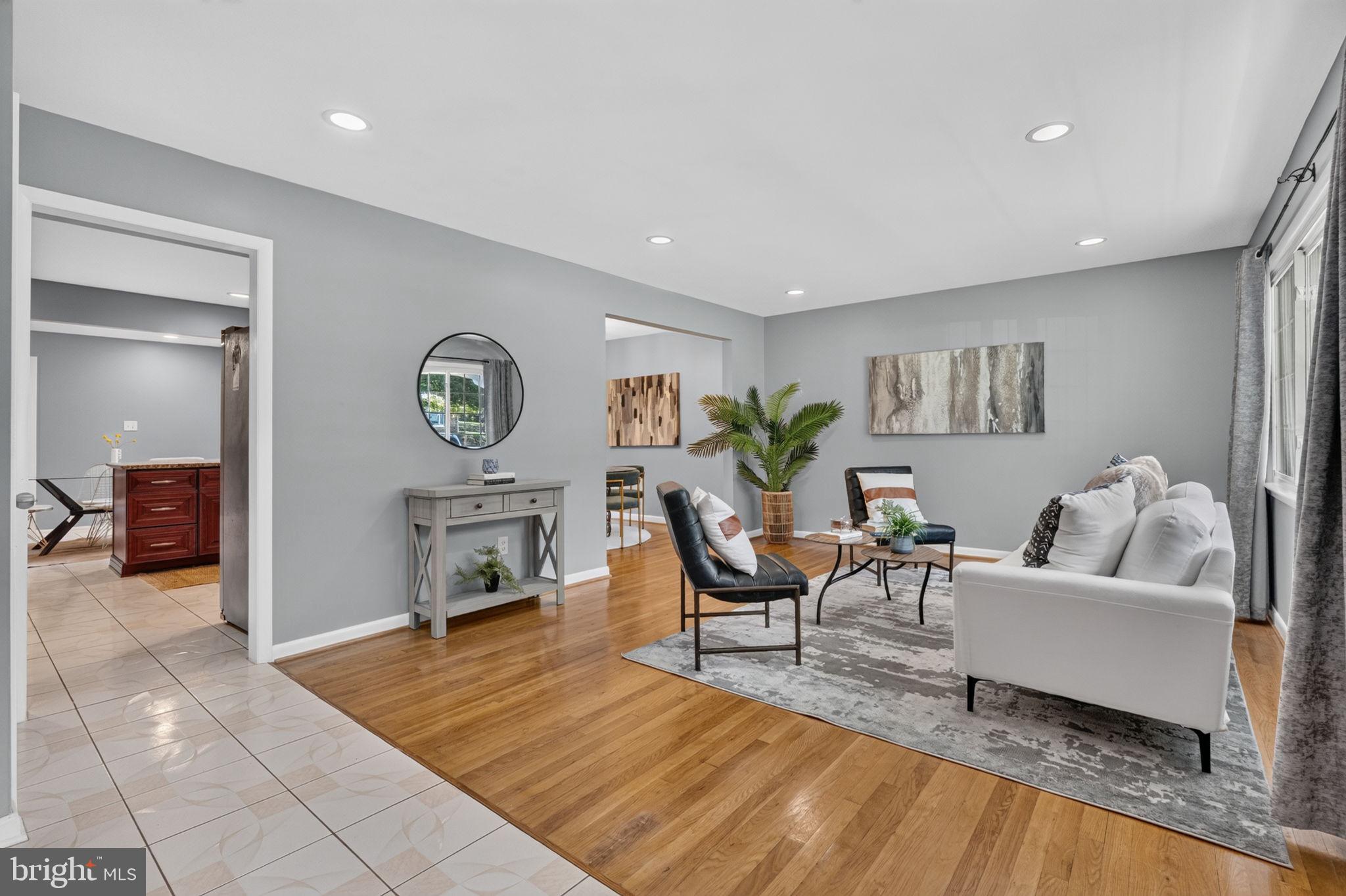 ROCK CREEK MANOR - Residential