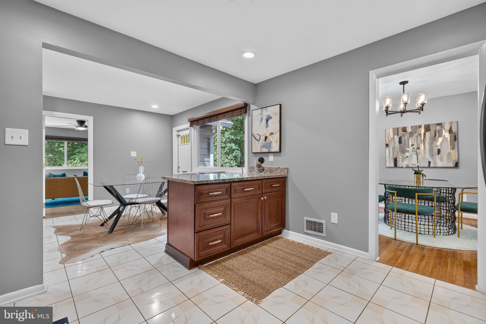 ROCK CREEK MANOR - Residential