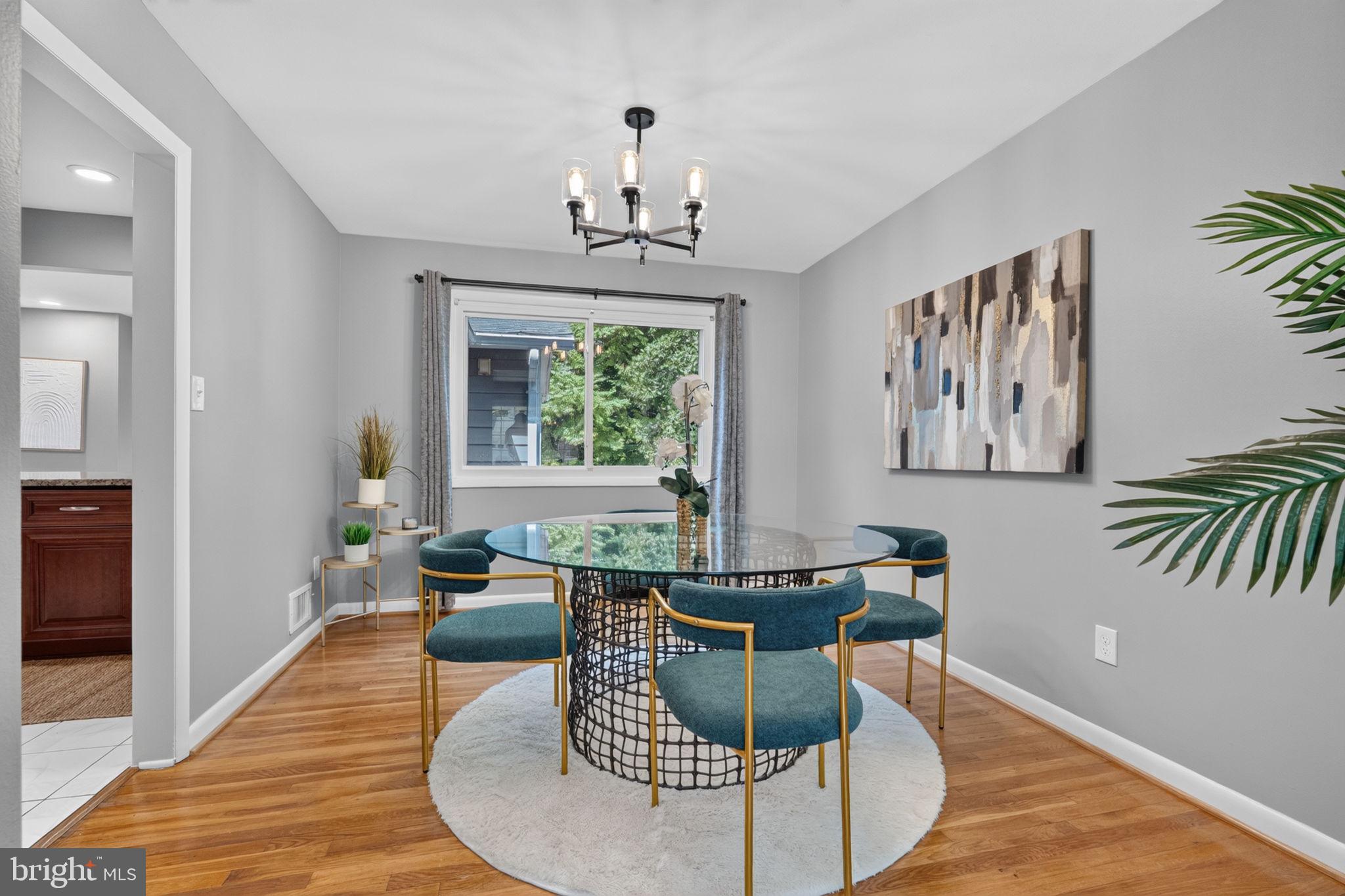 ROCK CREEK MANOR - Residential