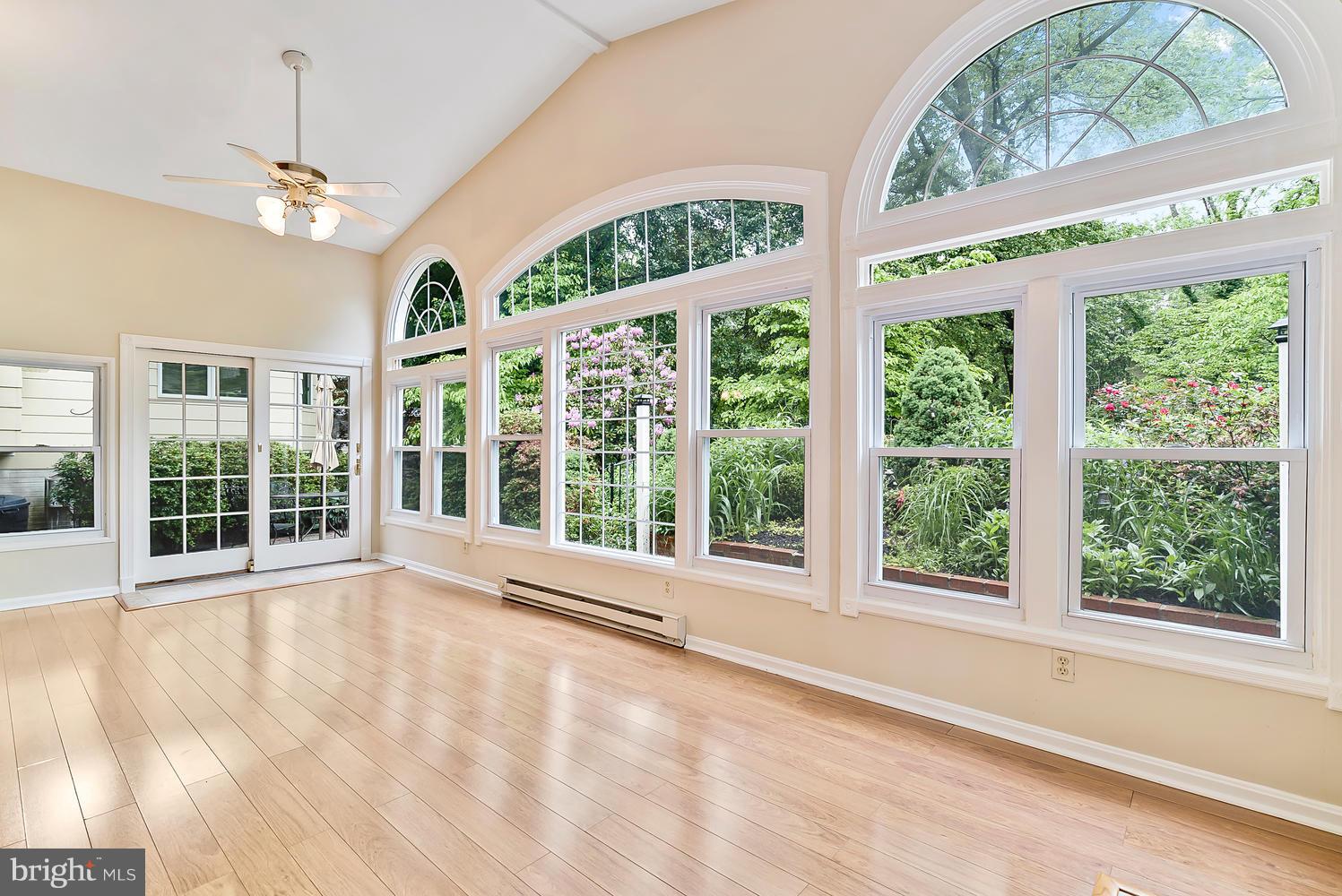 MILL CREEK TOWNE - Residential