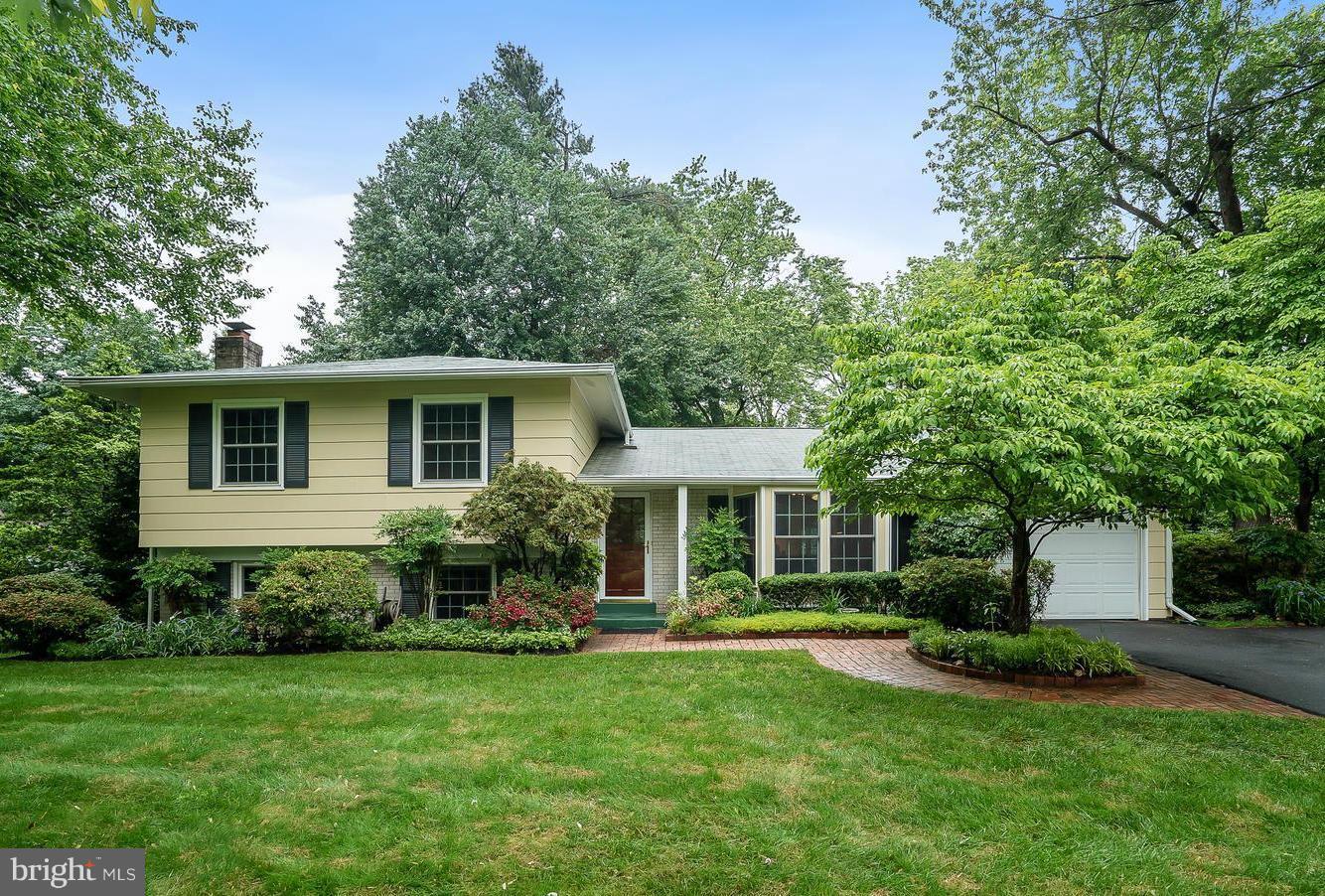 Wonderful, Expanded 5 BR, 3 BA w/ Sun Room & Master Bedroom Additions. So Much Larger than it Appears! Updated Eat-In Kitchen, New Carpet, Freshly Painted, New HVAC Systems, Newer Roof, Family Room with Brick Fire Place, Fantastic Level & Landscaped Lot, Brick Patios, Covered Gardening Area, 1Car Gar., Just Up the Street from Mill Creek Towne Elementary School, Close to Commuter Routes. Must SEE!!