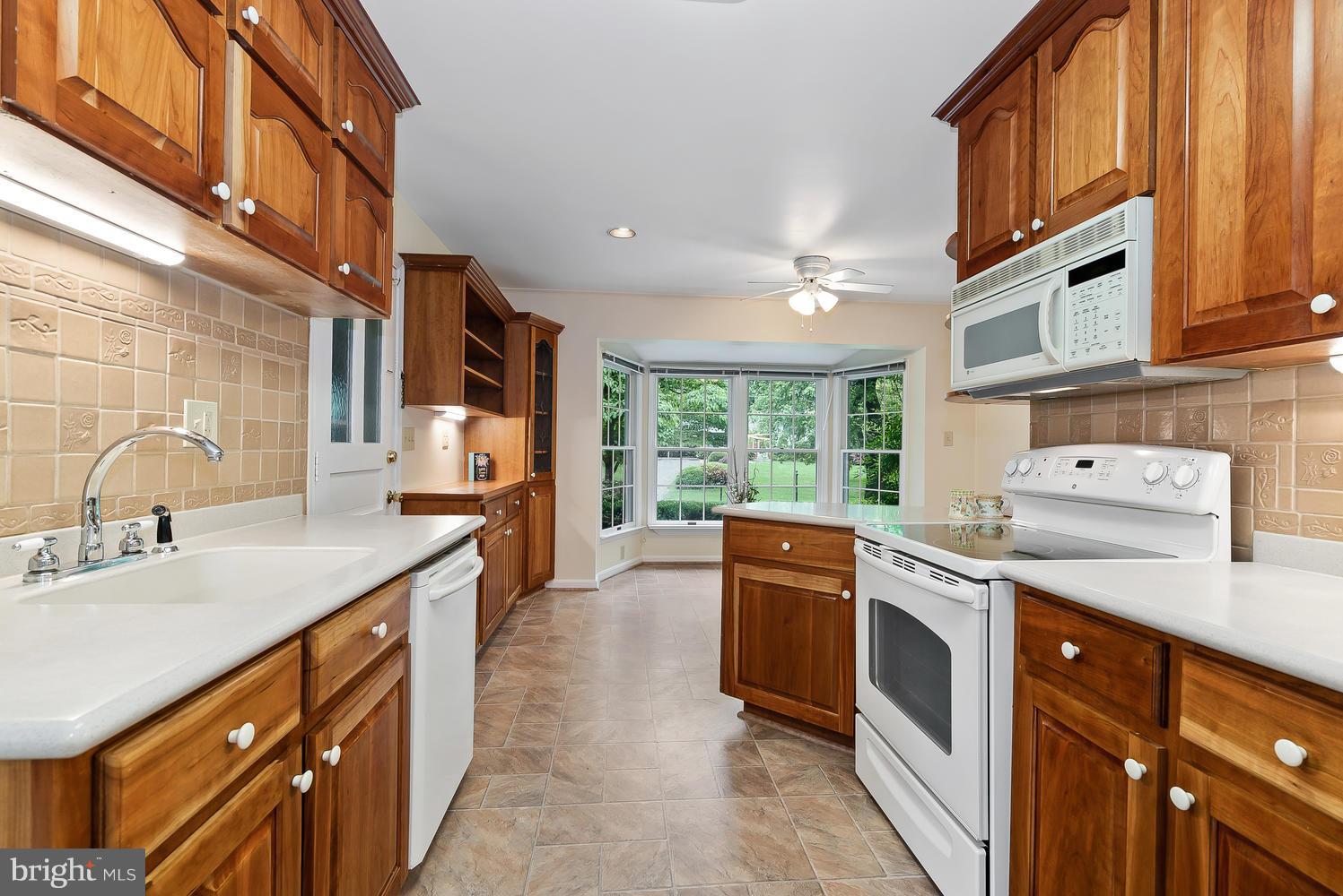 MILL CREEK TOWNE - Residential