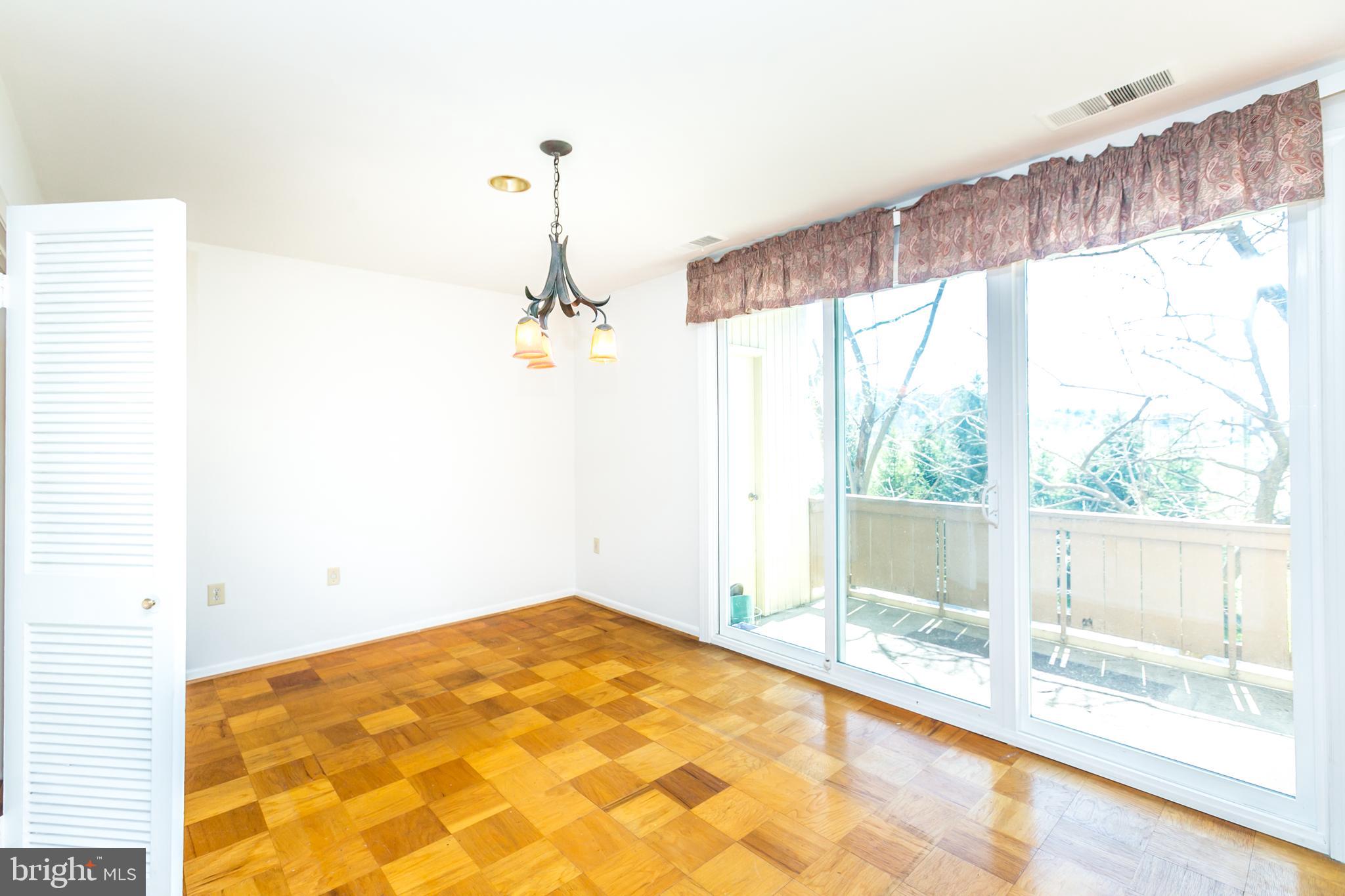CROSS KEYS - Residential Lease