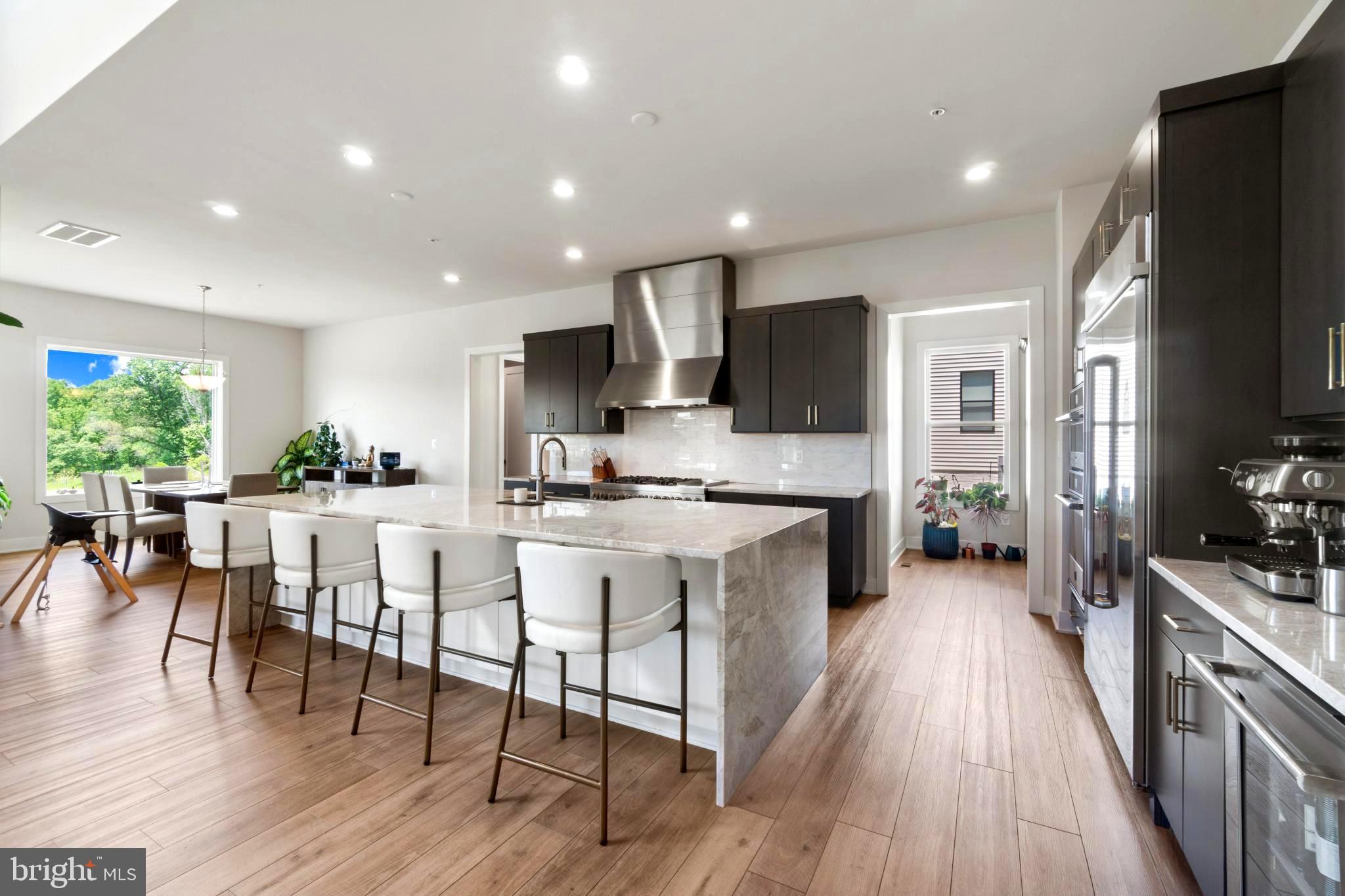 WILLOWCREEK - Residential