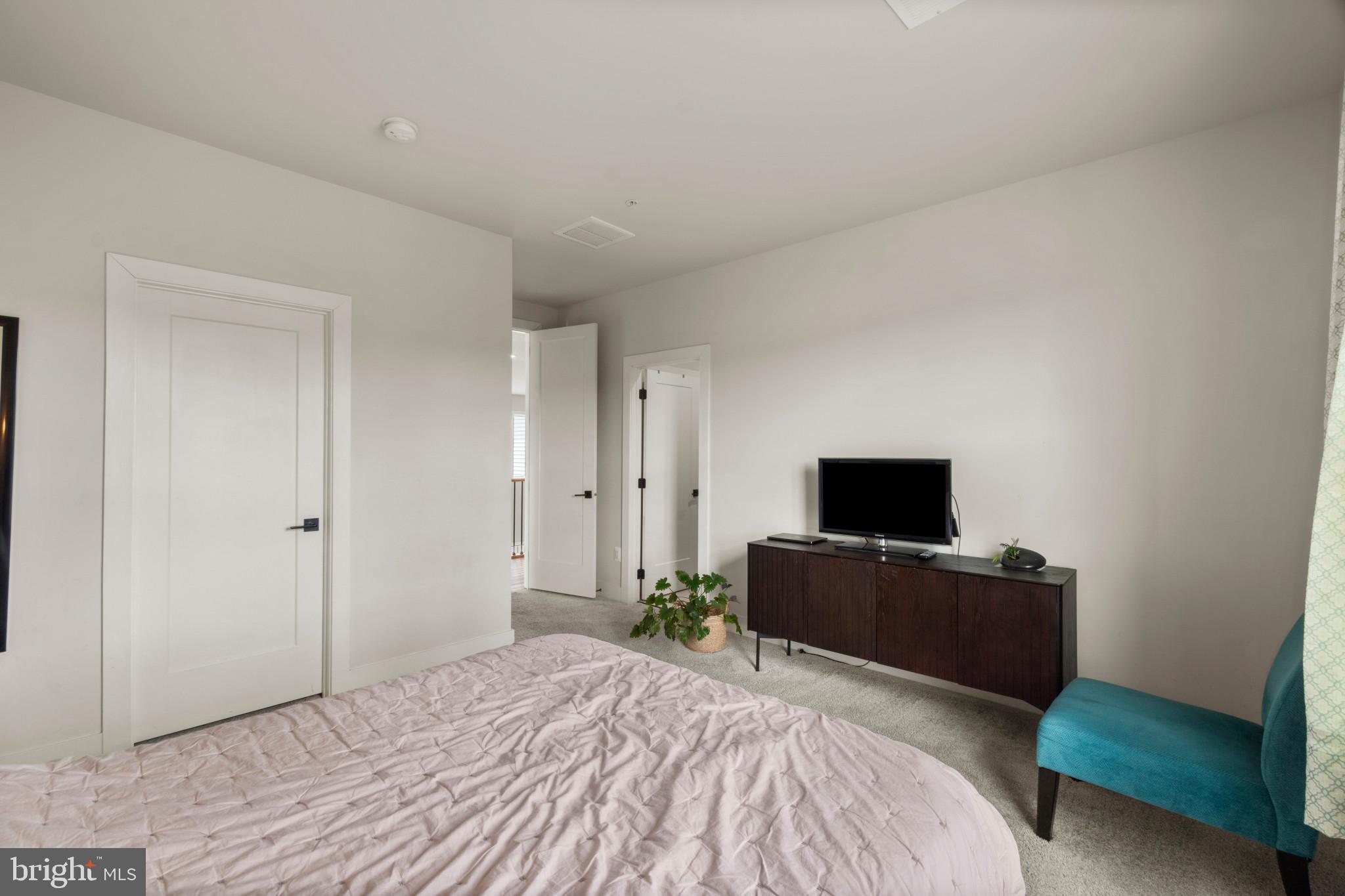 WILLOWCREEK - Residential