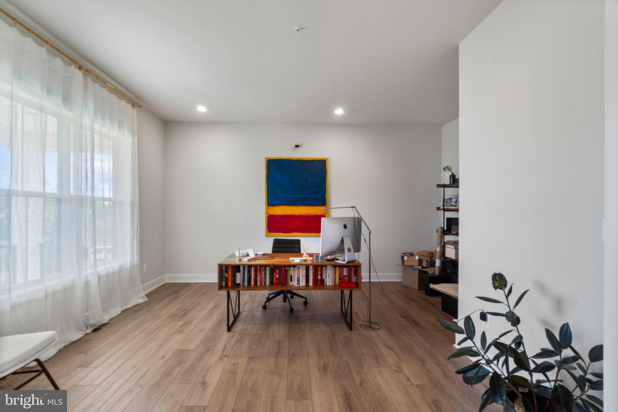 WILLOWCREEK - Residential