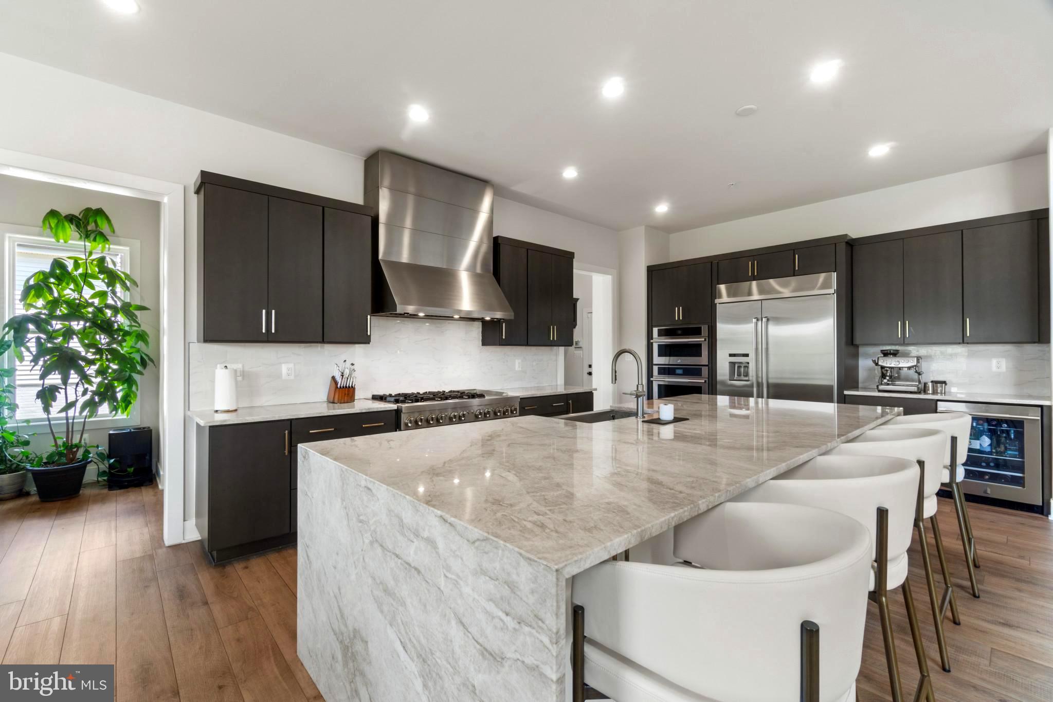 WILLOWCREEK - Residential