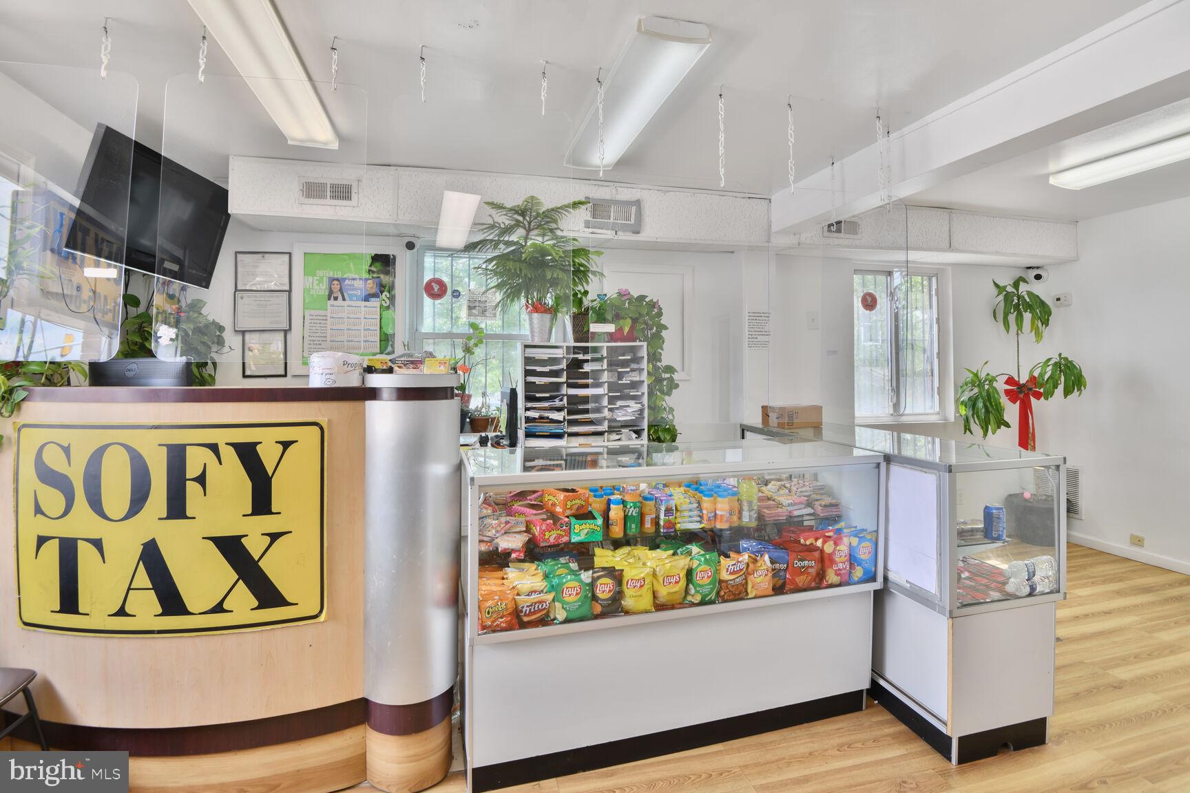 TAKOMA PARK - Commercial Sale