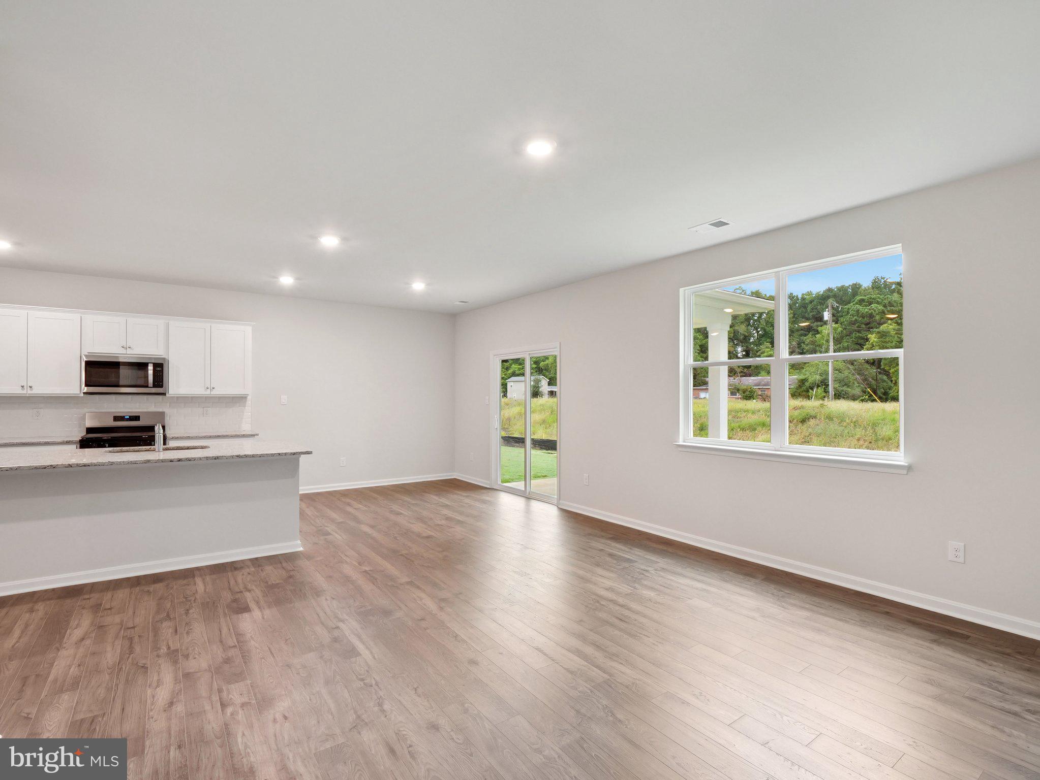 LADYSMITH VILLAGE - Residential