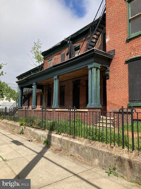 NORTHEAST READING - Commercial Sale