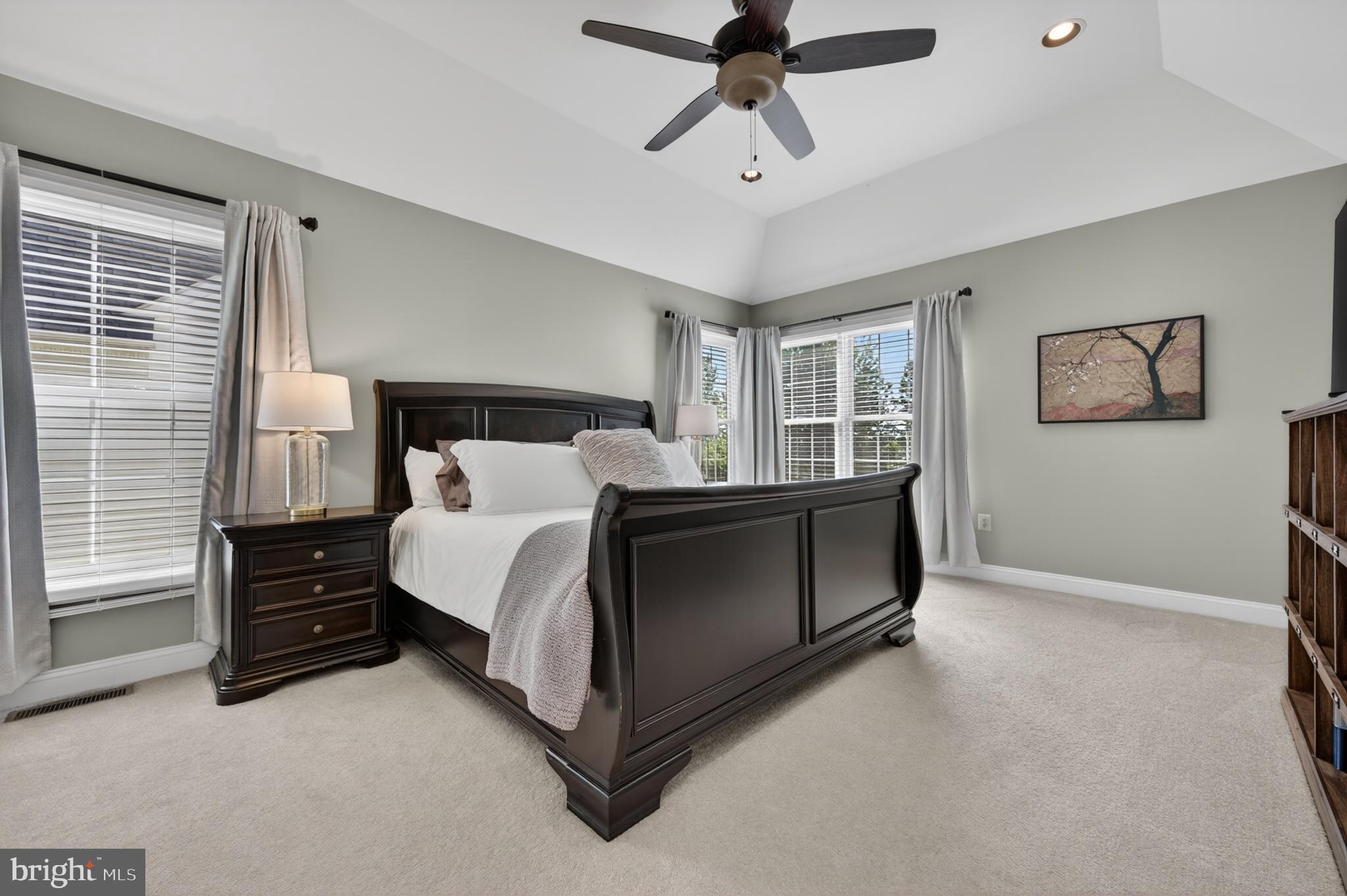 RESERVE AT WAYNEBROO - Residential