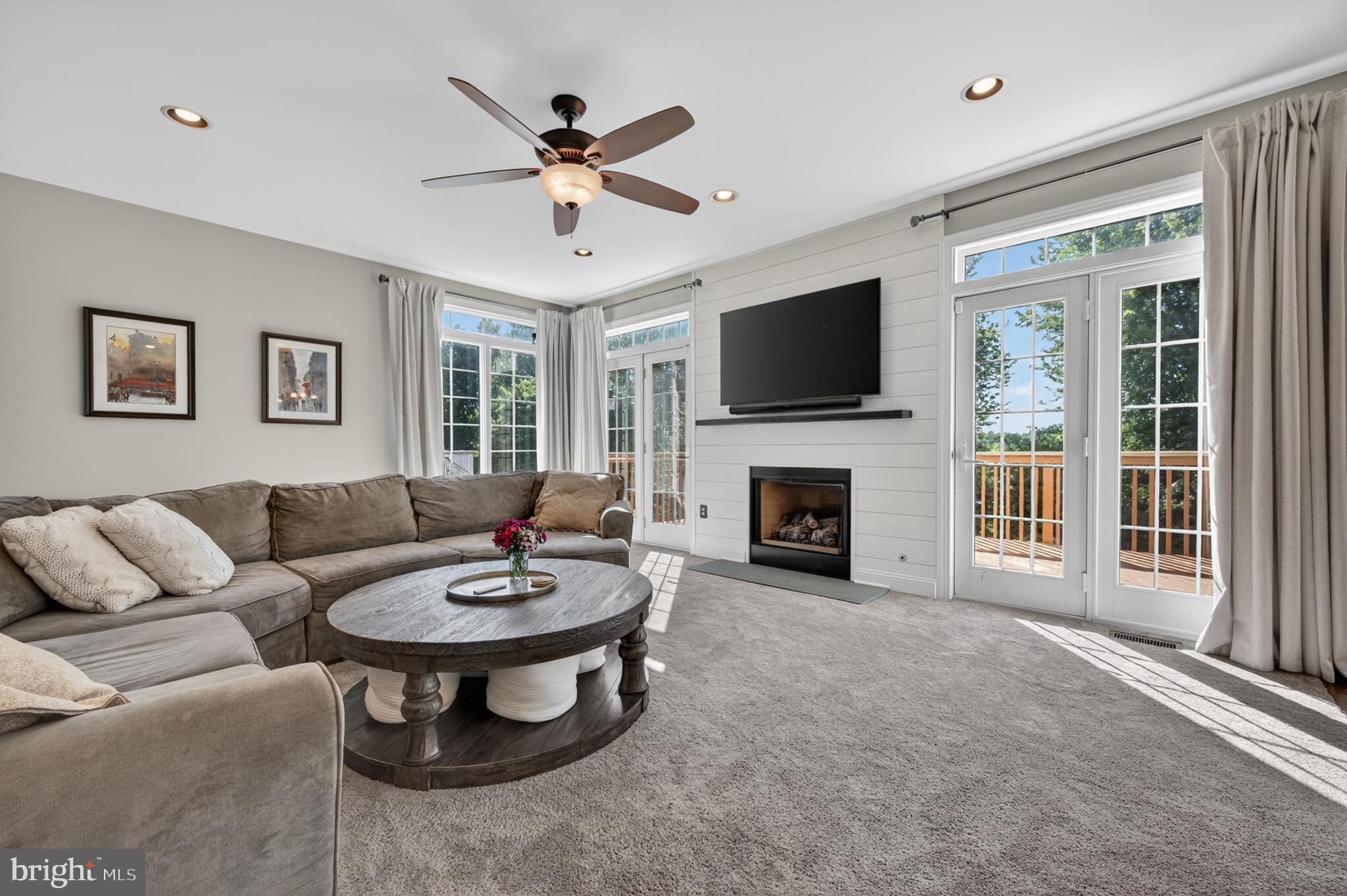 RESERVE AT WAYNEBROO - Residential