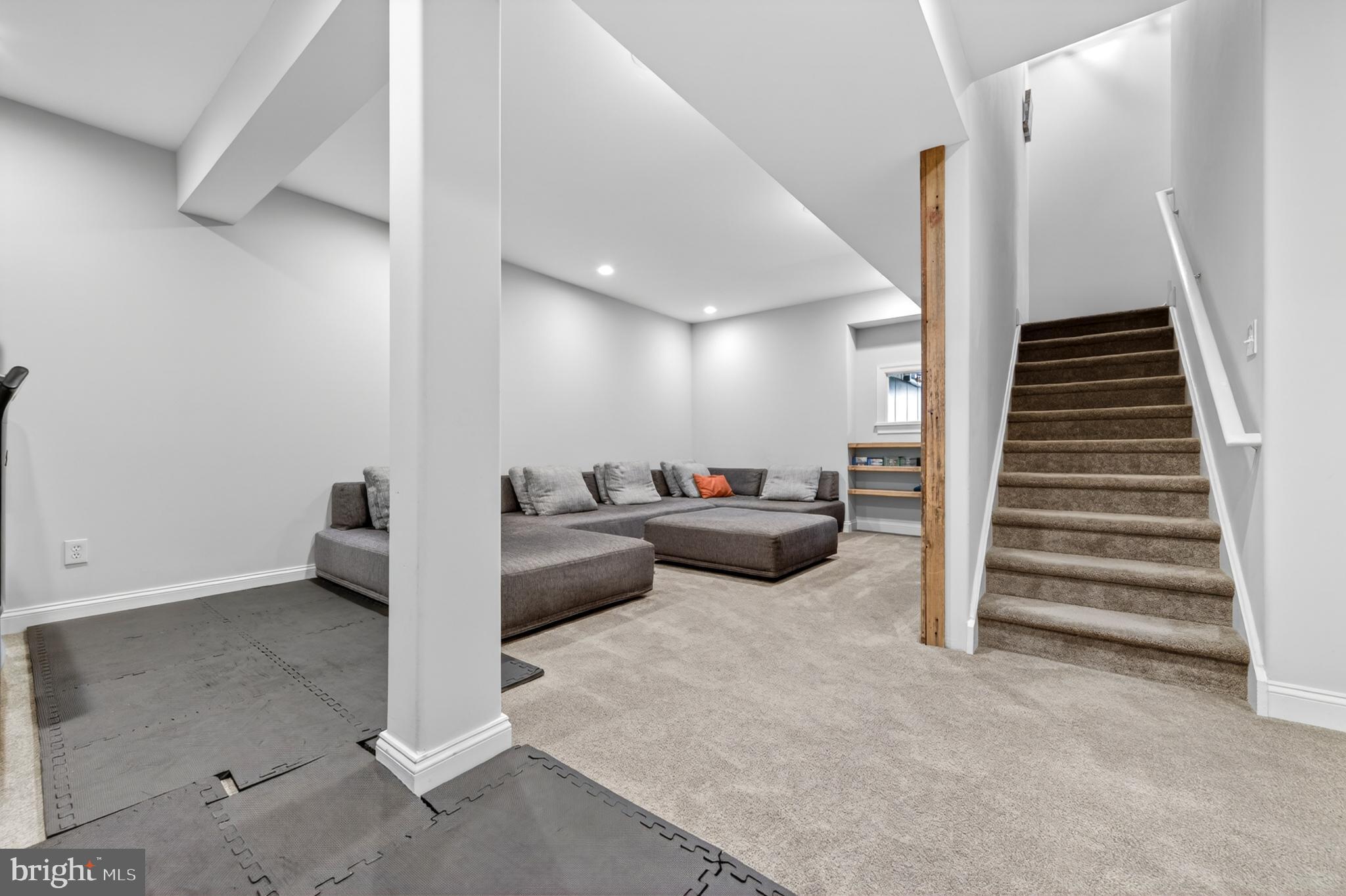 RESERVE AT WAYNEBROO - Residential