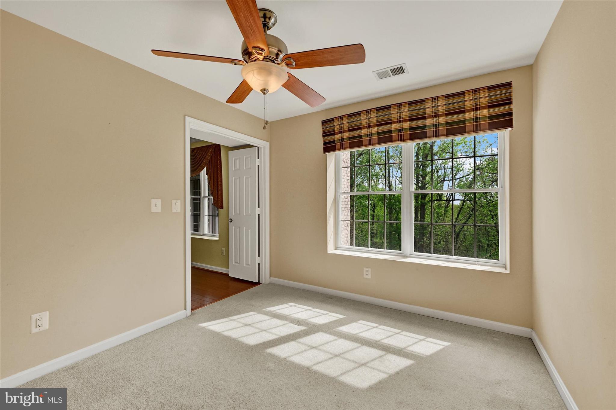 ROSSLARE RIDGE - Residential