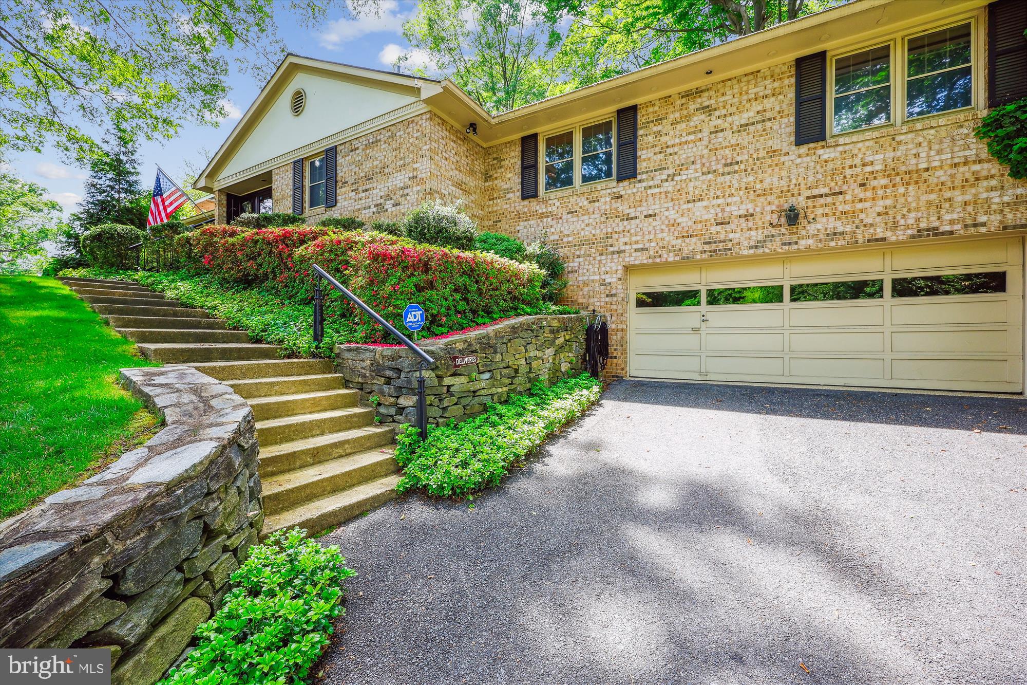 BURNING TREE ESTATES - Residential